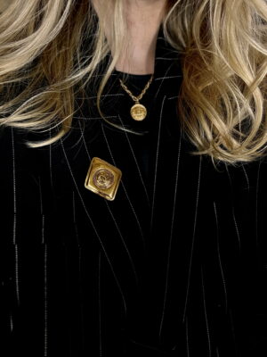 Broszka Chanel