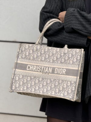 Torebka Christian Dior Oblique Medium Book Tote Grey