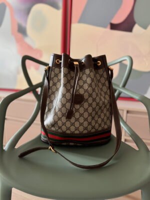 Torebka worek Gucci GG Supreme Sherry Line