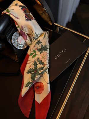 Apaszka Jedwabna Gucci Flora