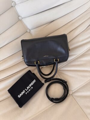 Torebka Saint Laurent Paris Calfskin Classic Baby Duffle