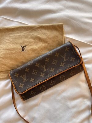 Louis Vuitton Pochette Twin GM