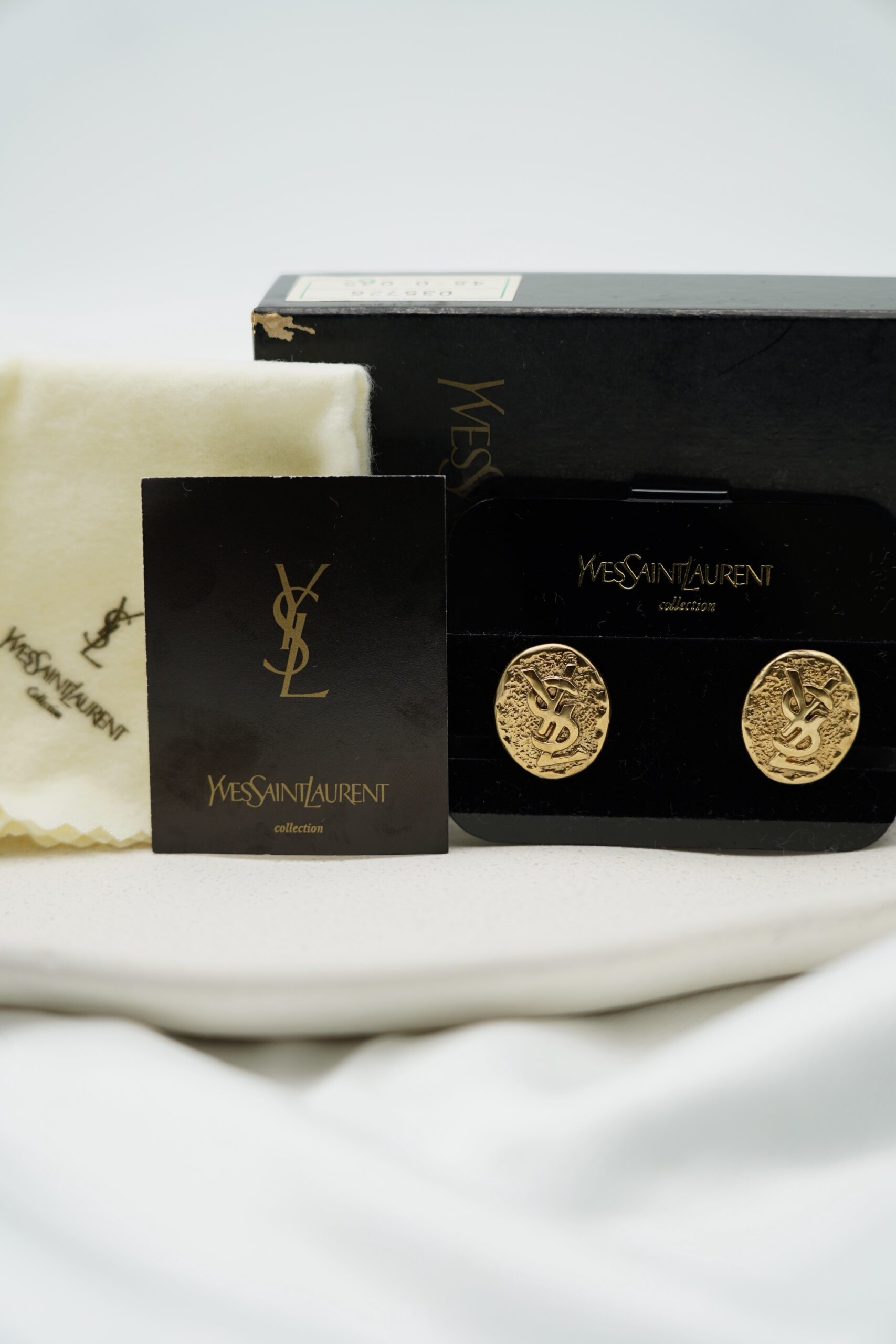 Klipsy YSL Yves Saint Laurent z oryginalnym opakowaniem - obrazek 2