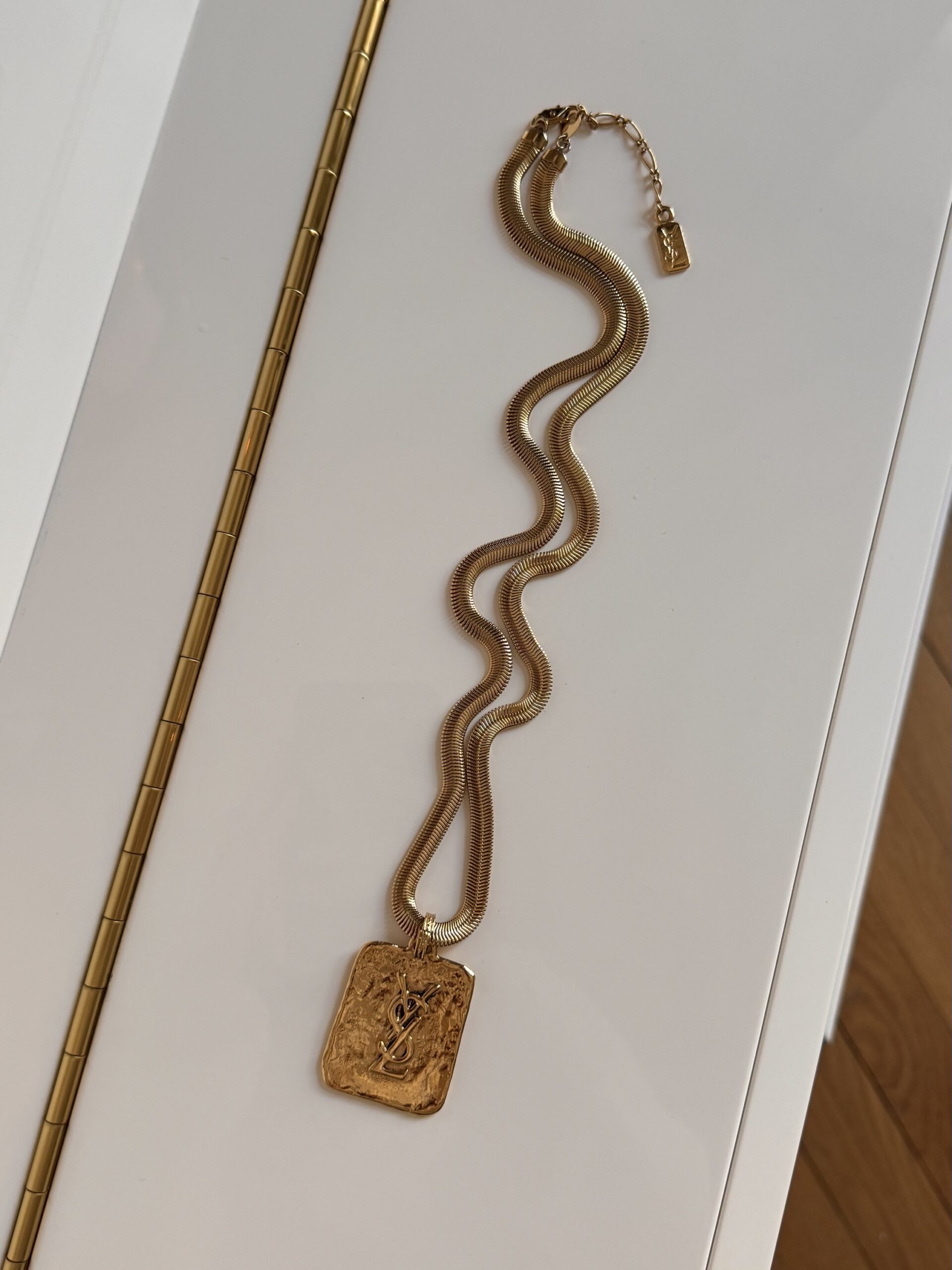 Spektakularny naszyjnik YSL Yves Saint Laurent 24k - pełen komplet - obrazek 5