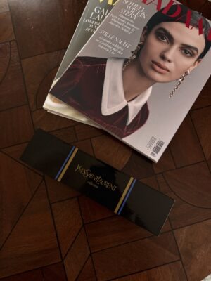 Zegarek YSL Yves Saint Laurent duża czarna tarcza