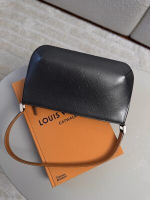 Louis Vuitton Mat Fowler Bag