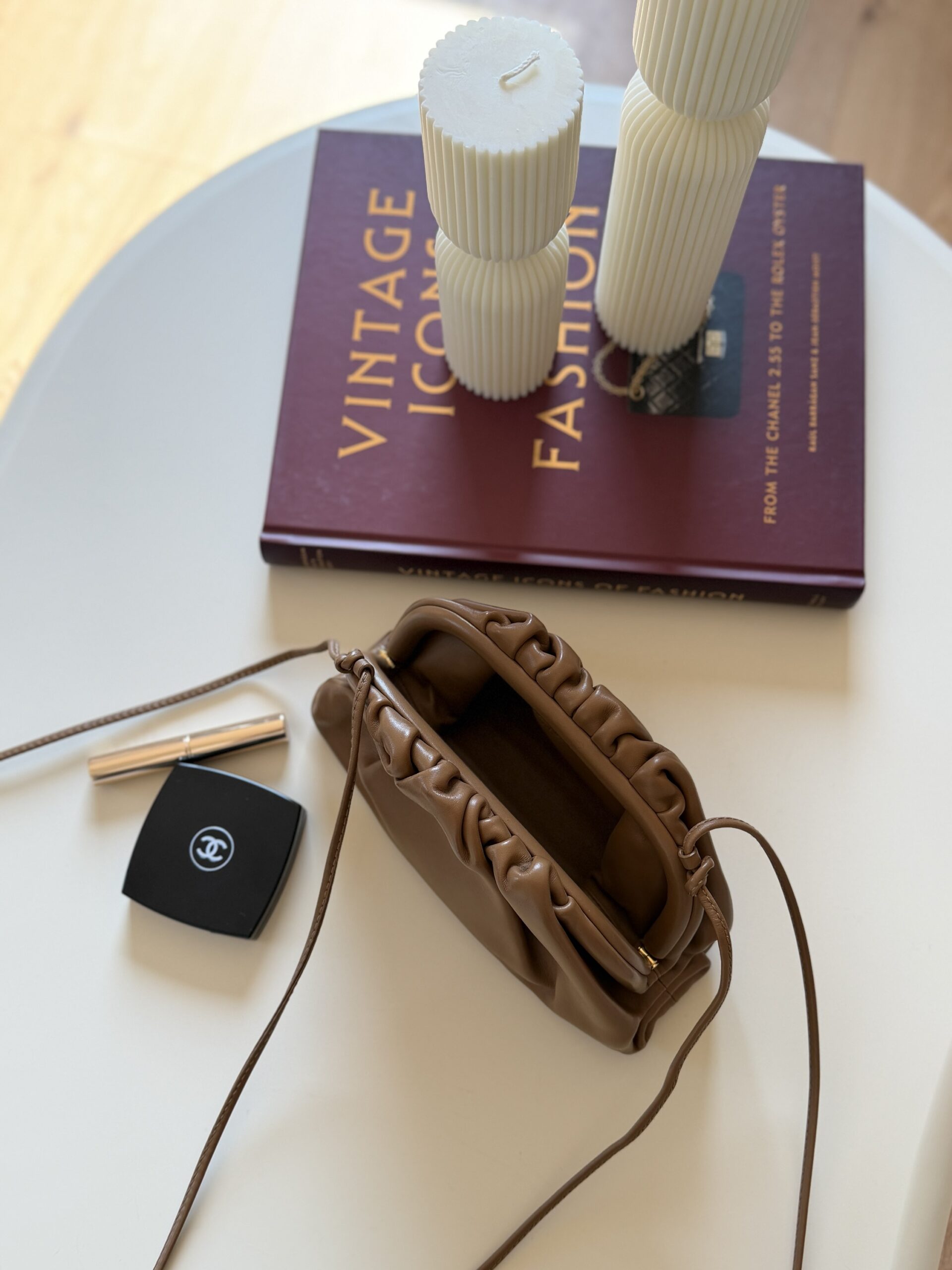 Bottega Veneta Mini Clutch Bag - obrazek 12