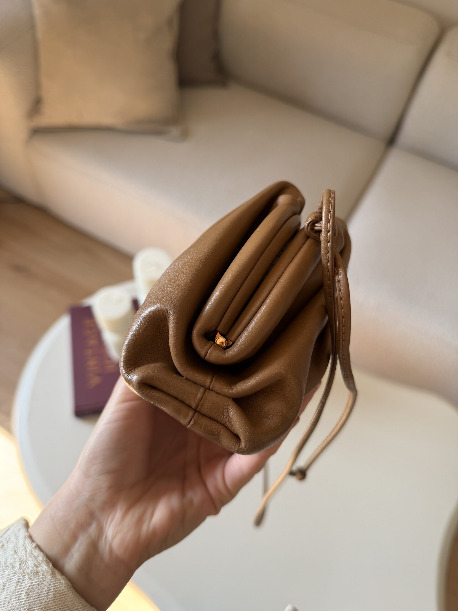 Bottega Veneta Mini Clutch Bag - obrazek 18