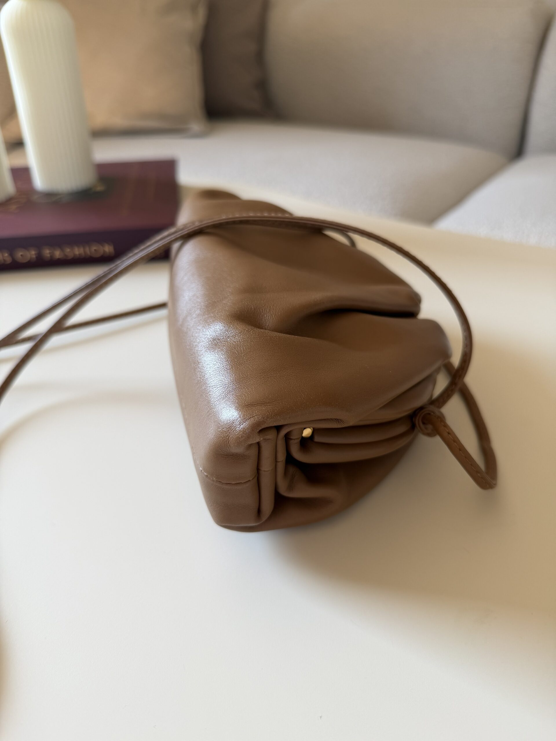 Bottega Veneta Mini Clutch Bag - obrazek 22