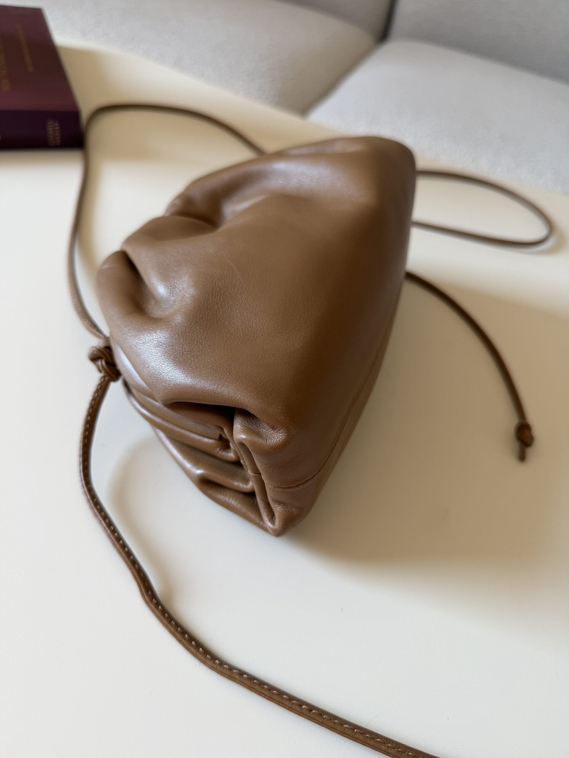Bottega Veneta Mini Clutch Bag - obrazek 23