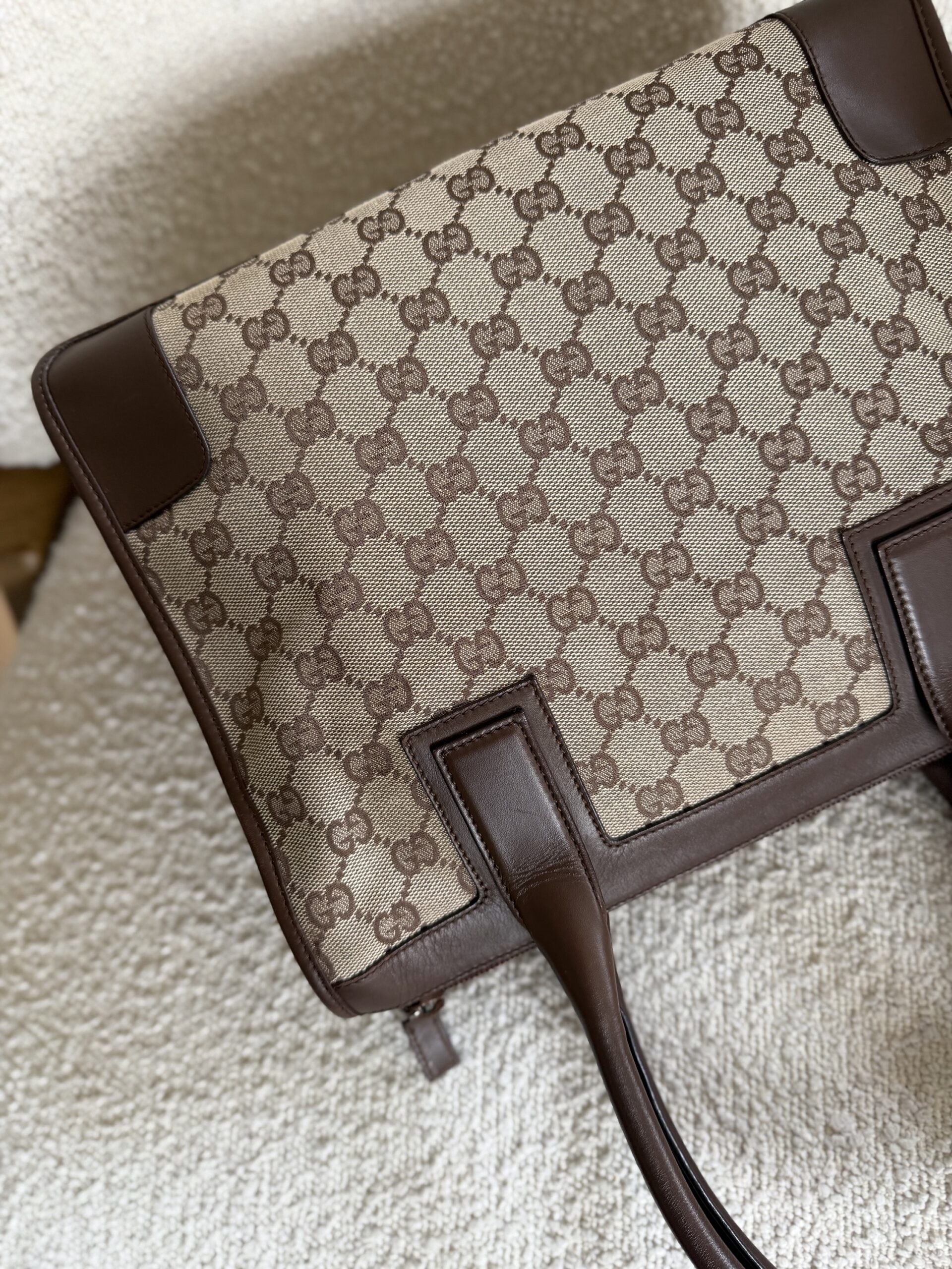 Gucci GG Canvas Tote Bag - obrazek 24