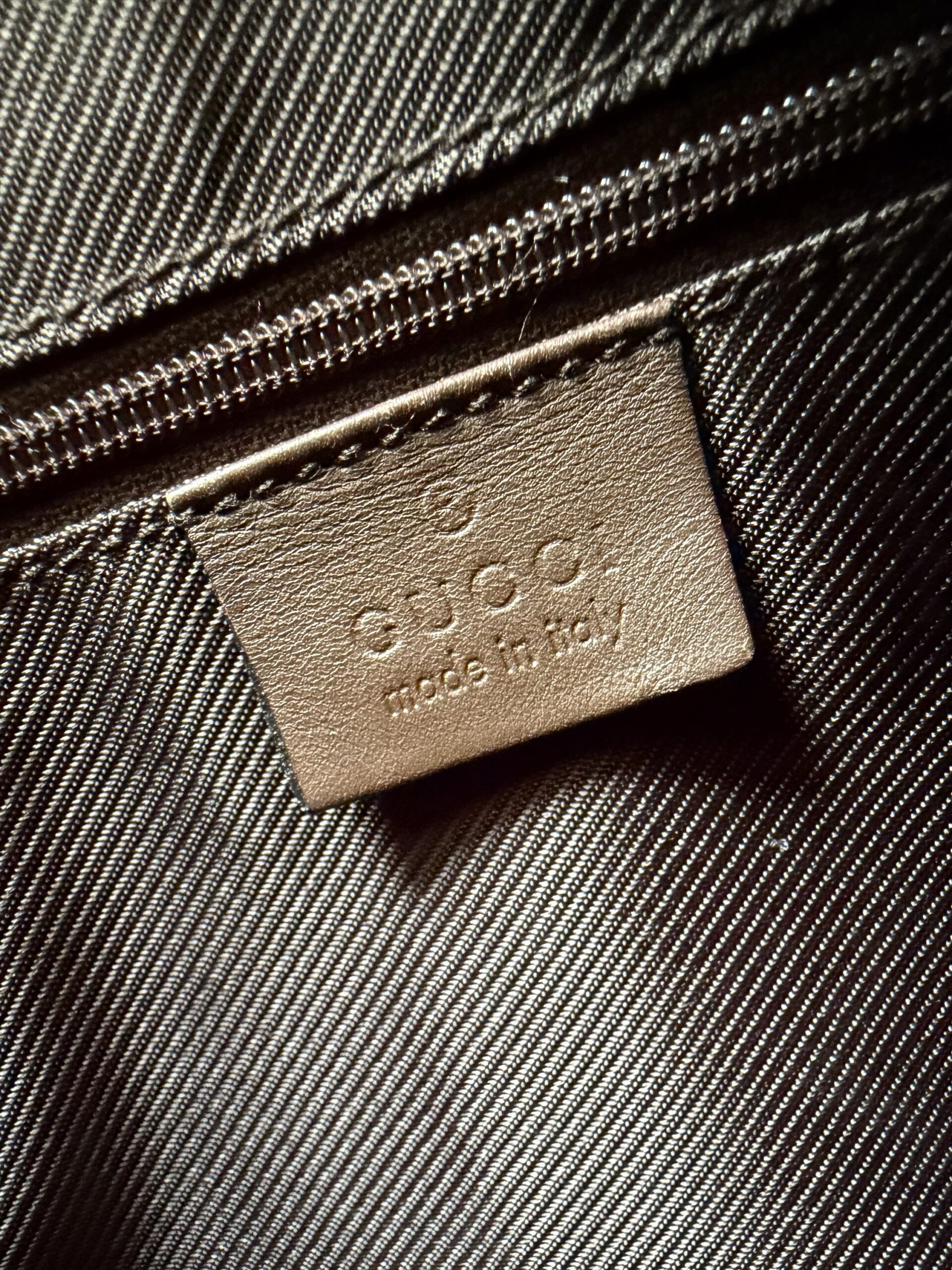 Gucci GG Canvas Tote Bag - obrazek 30