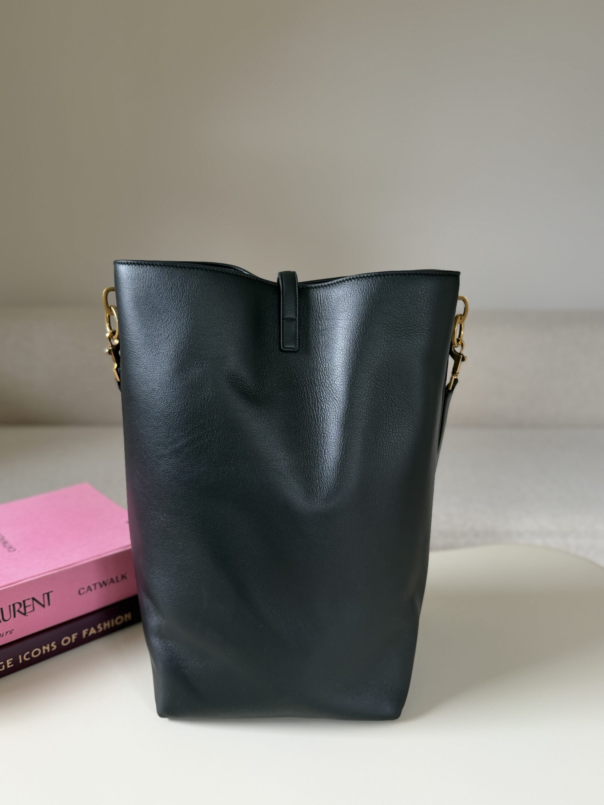 Saint Laurent Le 5 à 7 Bea Large - obrazek 9