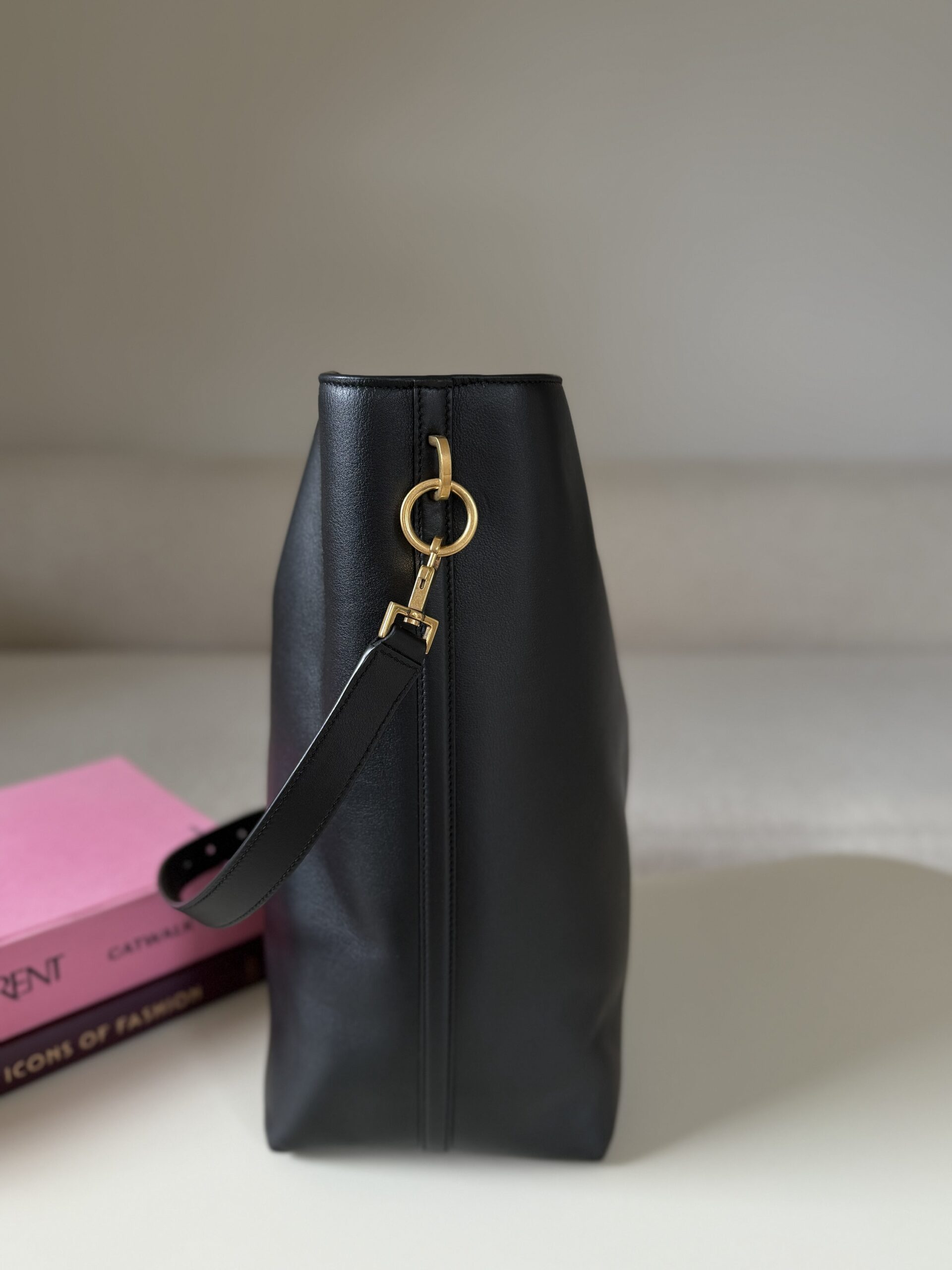 Saint Laurent Le 5 à 7 Bea Large - obrazek 10