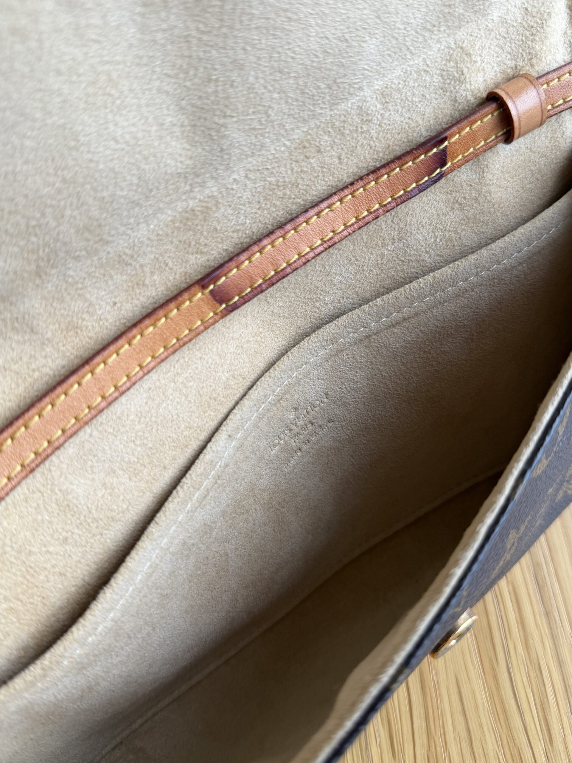 Louis Vuitton Pochette Twin GM - obrazek 22