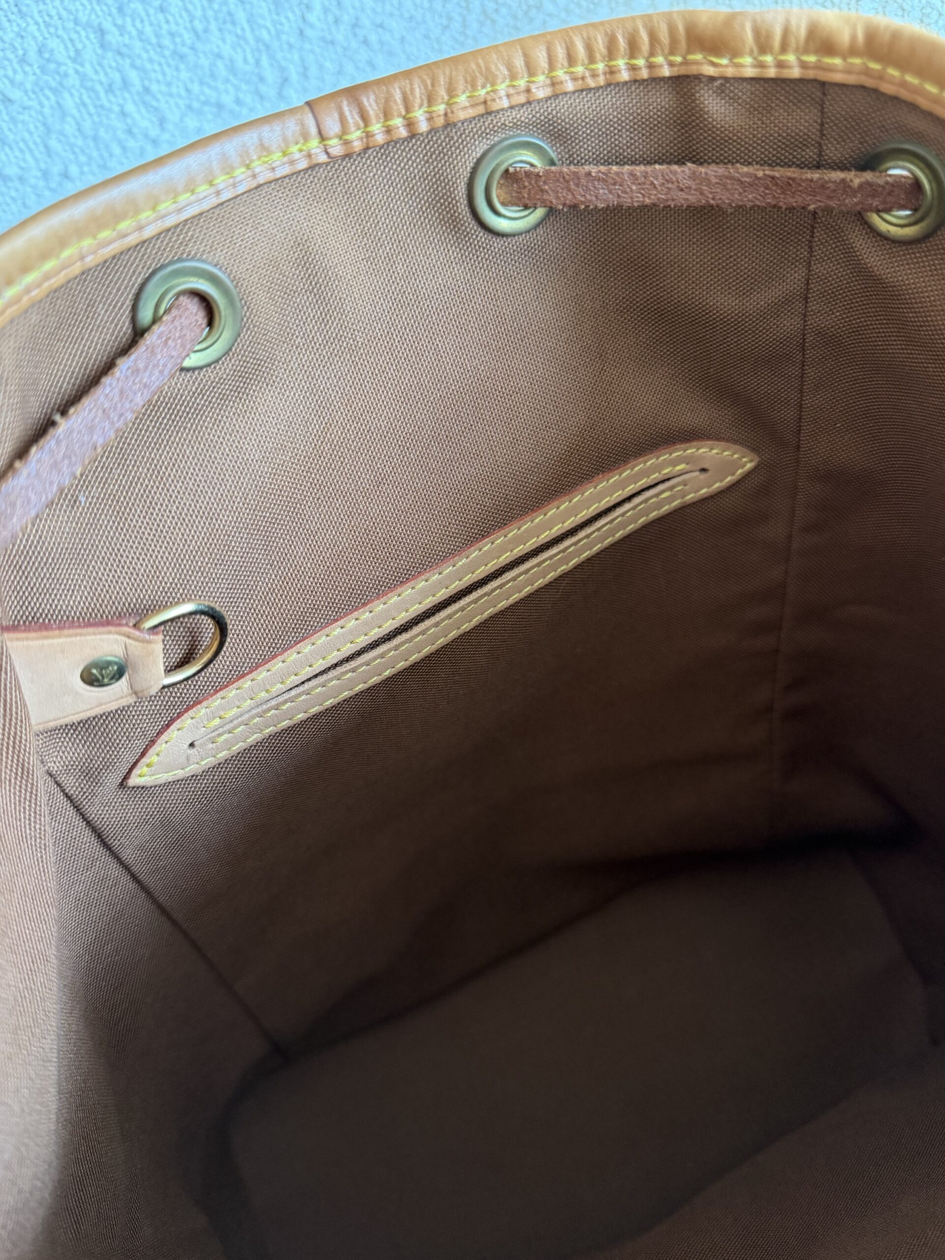 Plecak Louis Vuitton Montsouris MM Monogram - obrazek 39