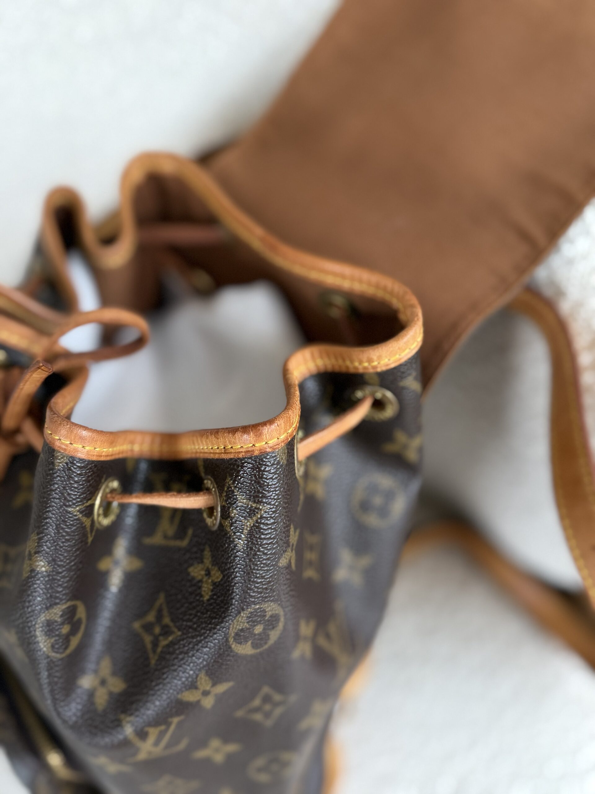 Plecak Louis Vuitton Montsouris MM Monogram - obrazek 29