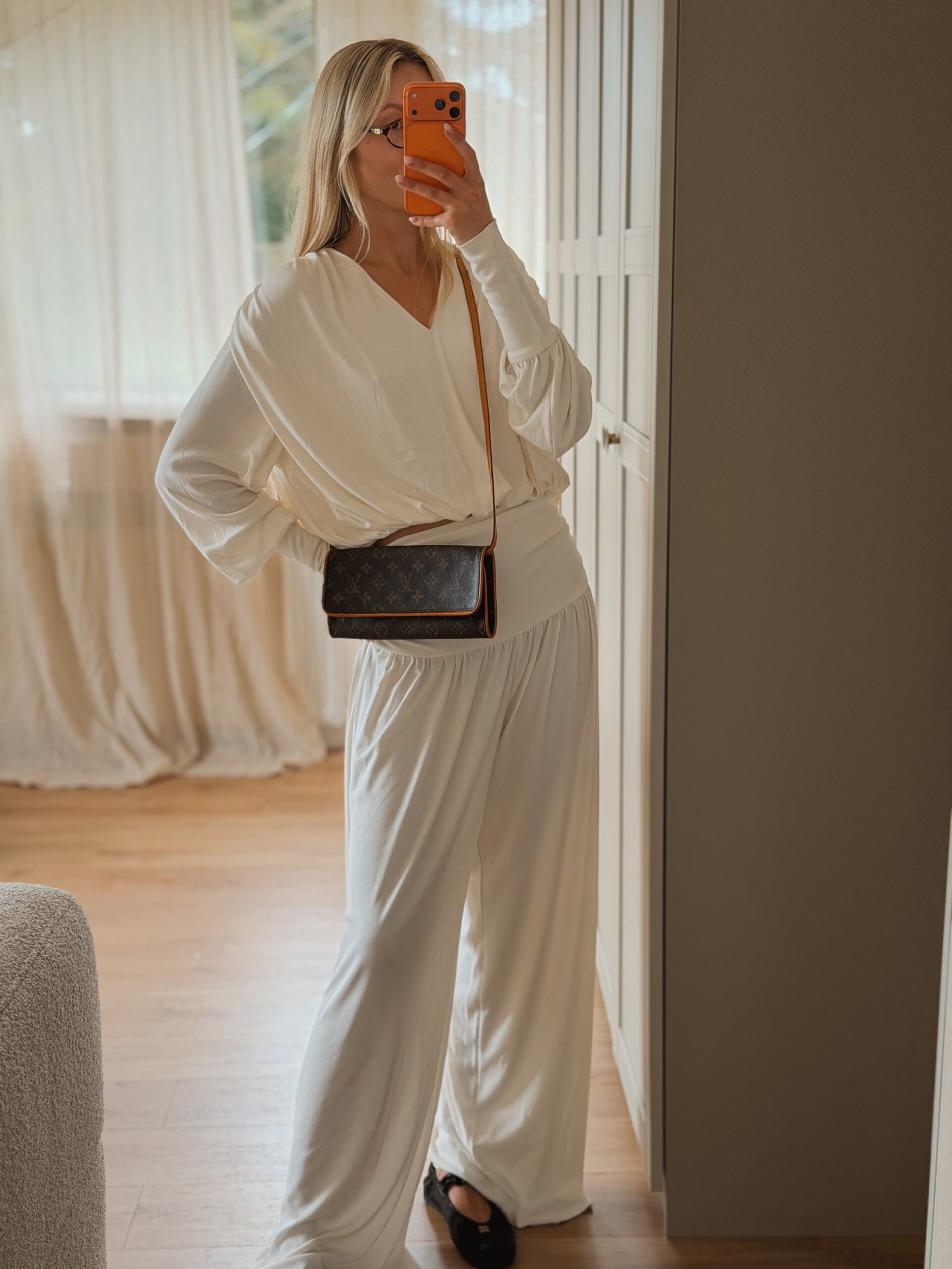 Louis Vuitton Pochette Twin GM - obrazek 3