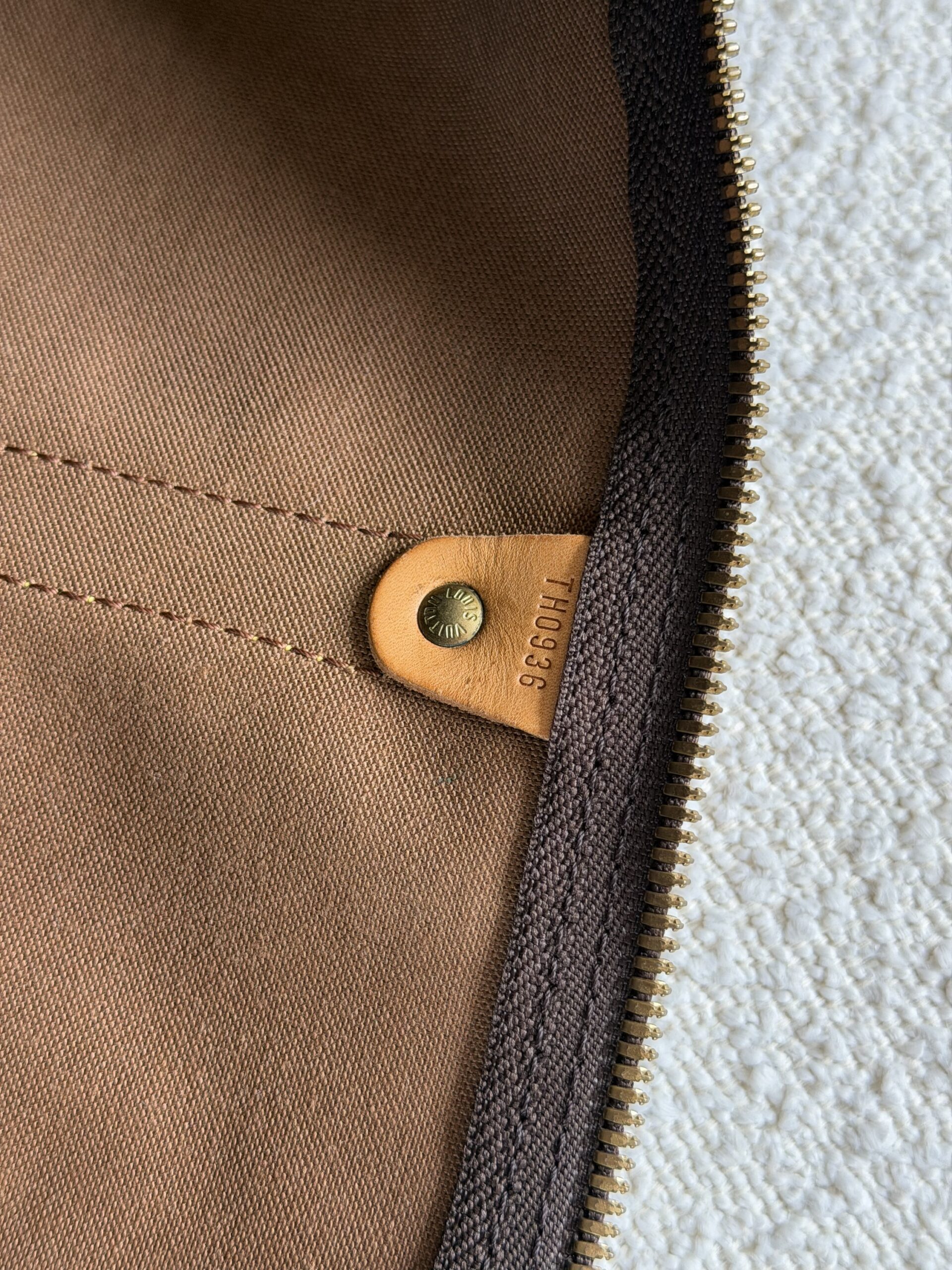 Louis Vuitton Keepall 55 z paskiem - obrazek 27