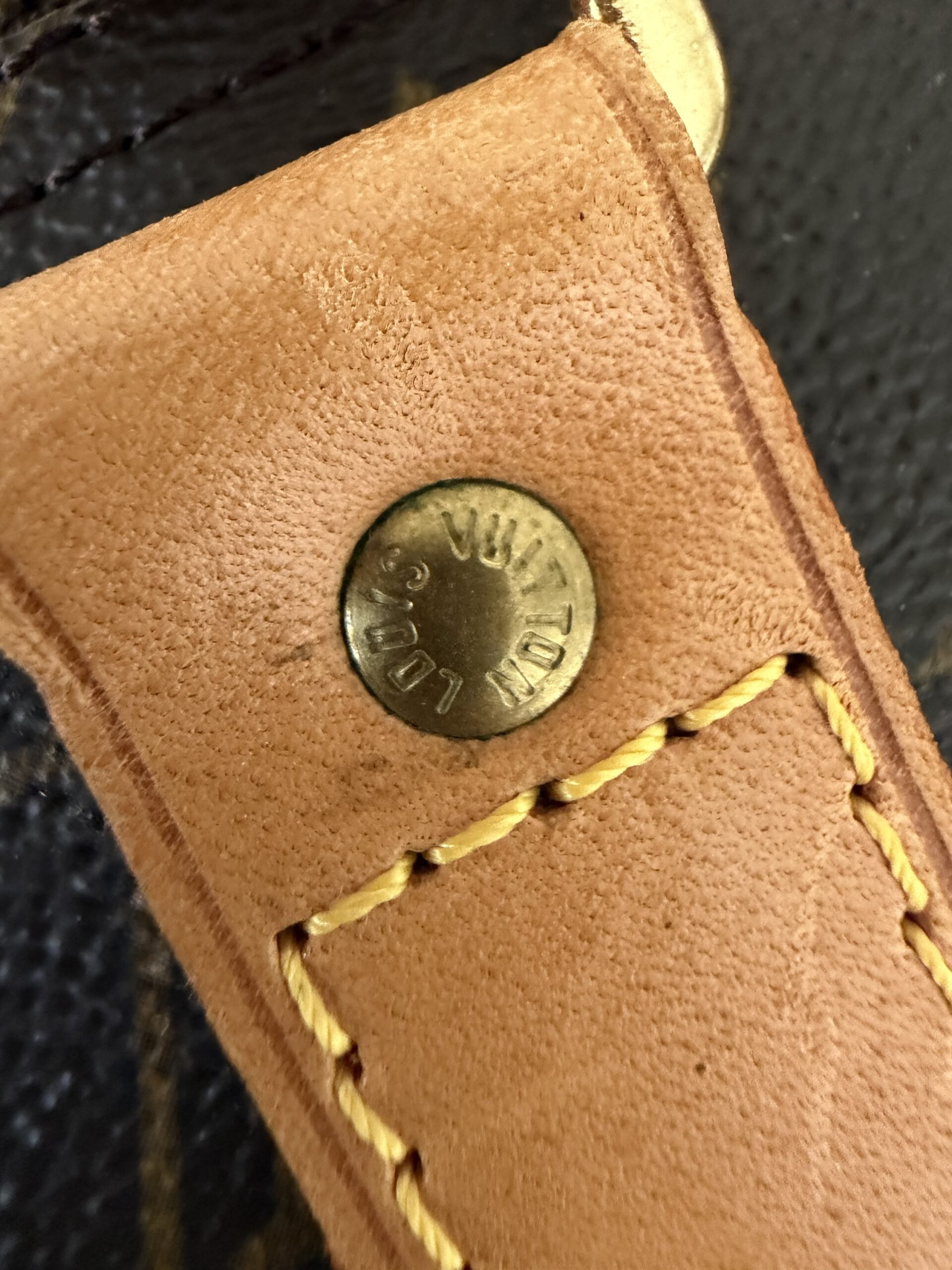 Louis Vuitton Keepall 55 z paskiem - obrazek 11