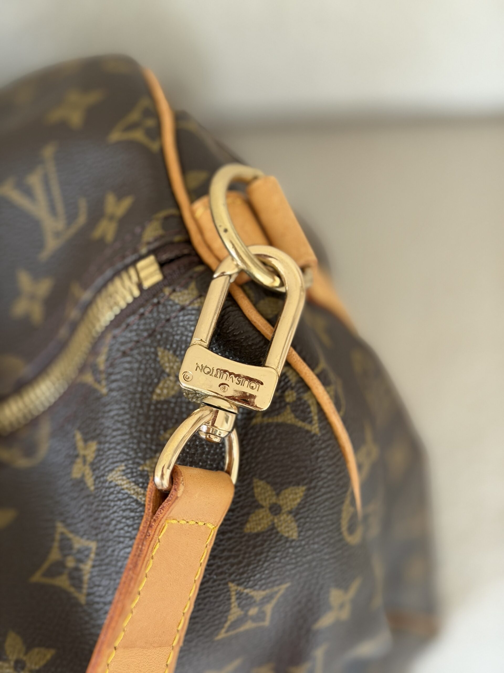 Louis Vuitton Keepall 55 z paskiem - obrazek 23