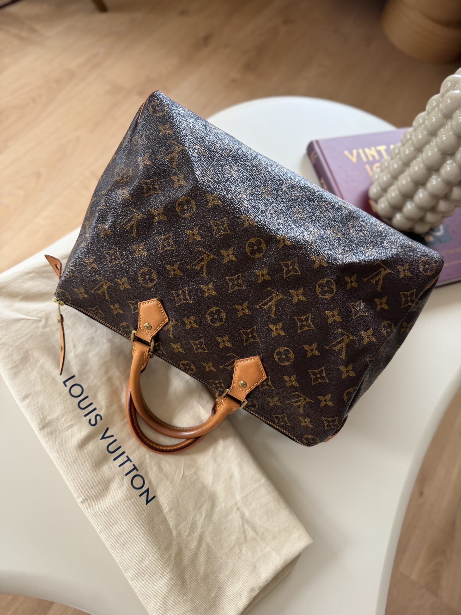 Louis Vuitton Speedy 35