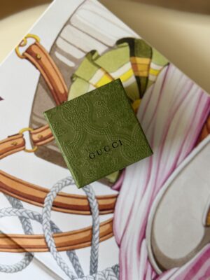Klipsy Gucci kwiatuszki z perełkami