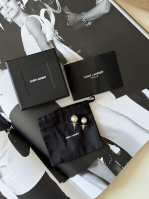 KOLCZYKI YSL Yves Saint Laurent perełki z logo
