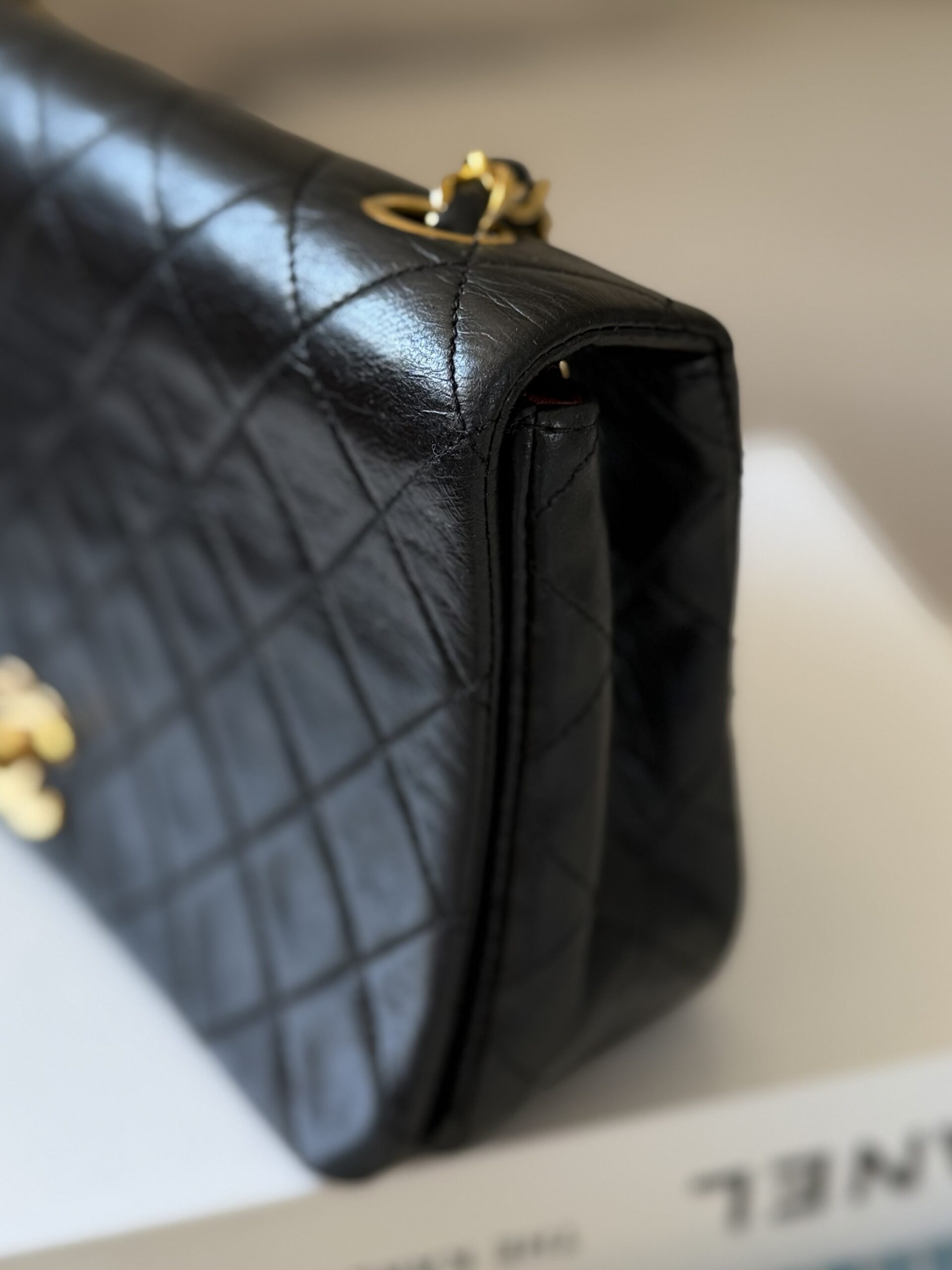 Chanel Full Flap Turnlock Bag 2011 - obrazek 22