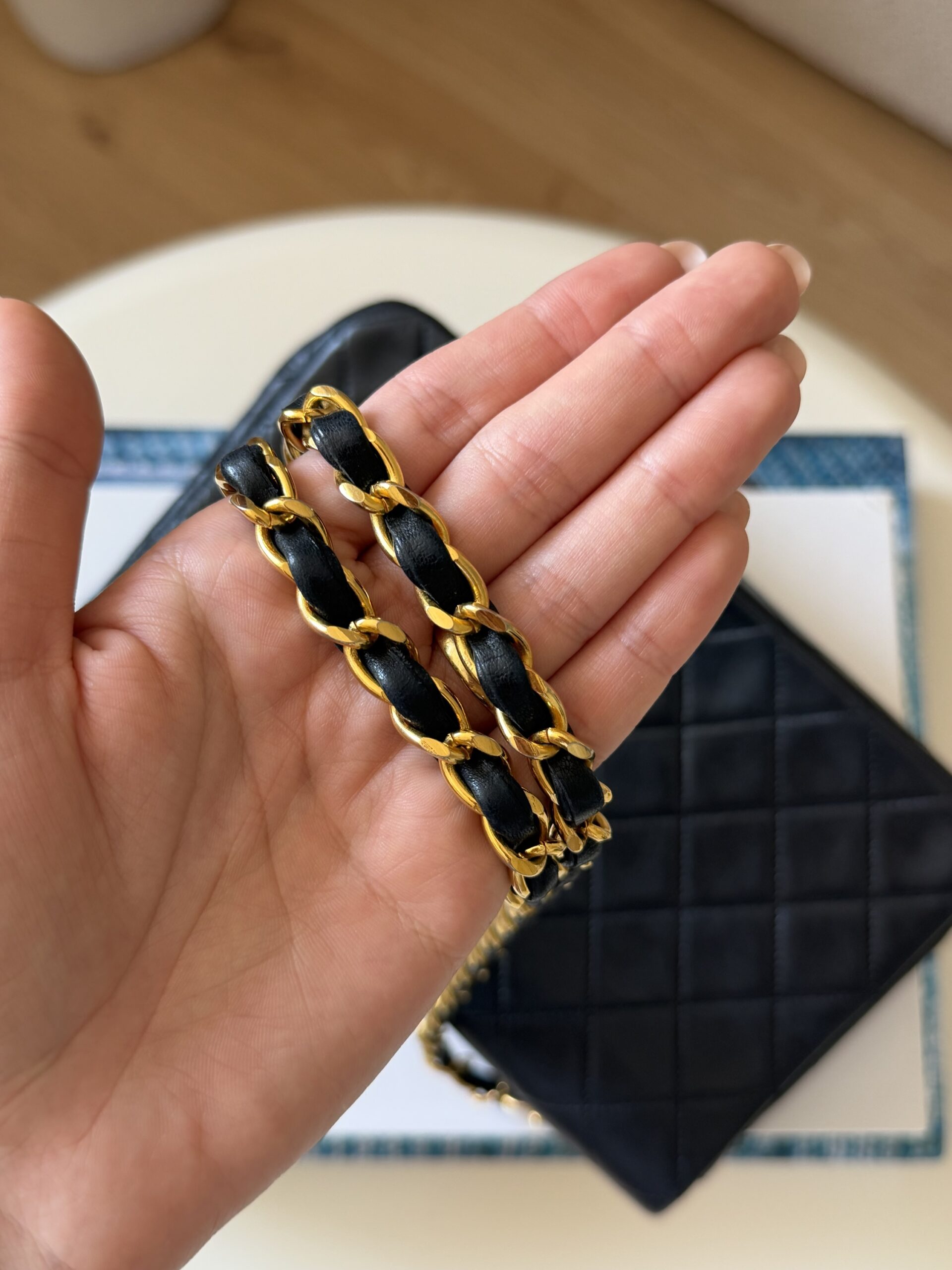 Chanel Full Flap Turnlock Bag 2011 - obrazek 27