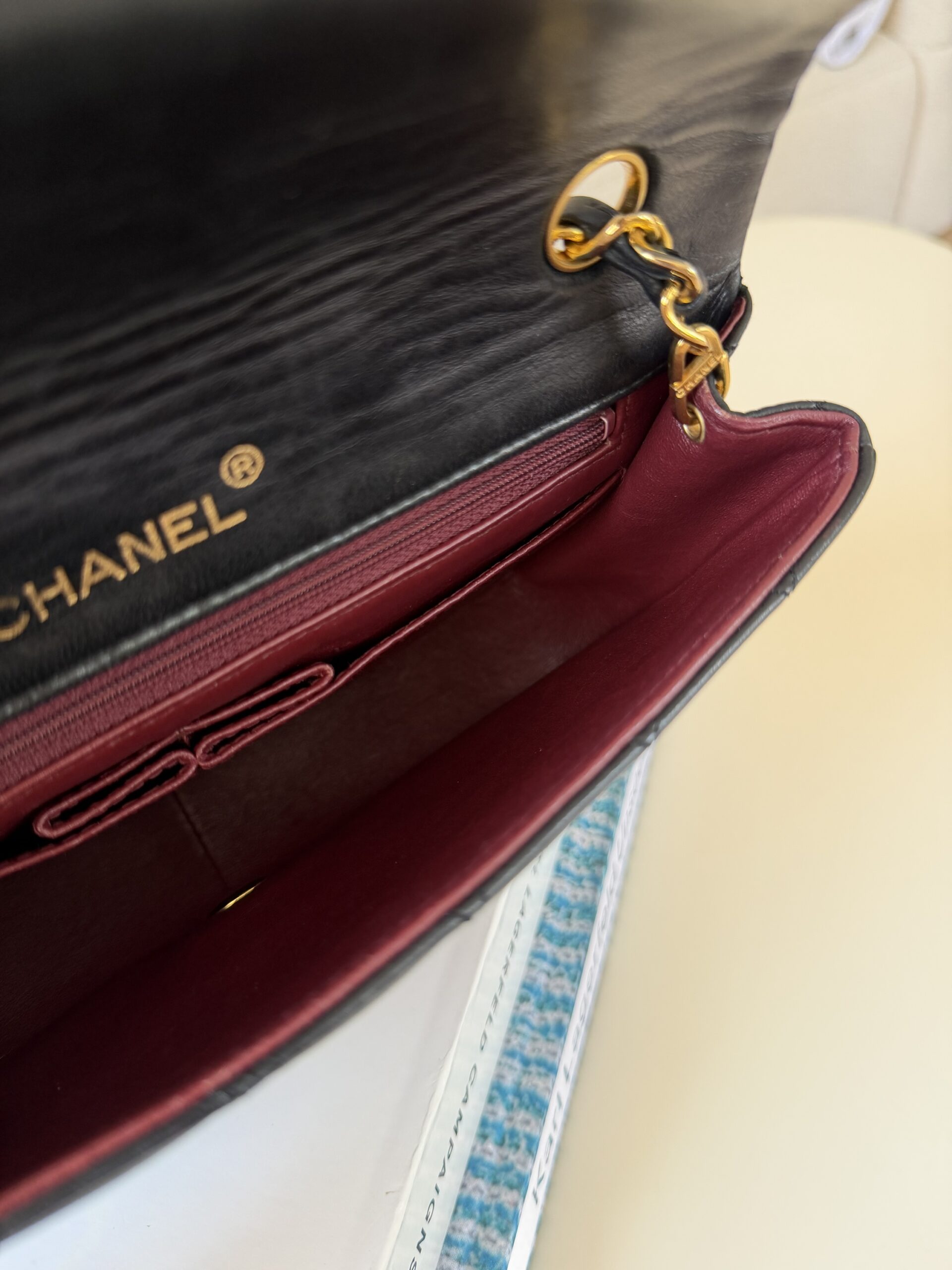 Chanel Full Flap Turnlock Bag 2011 - obrazek 37