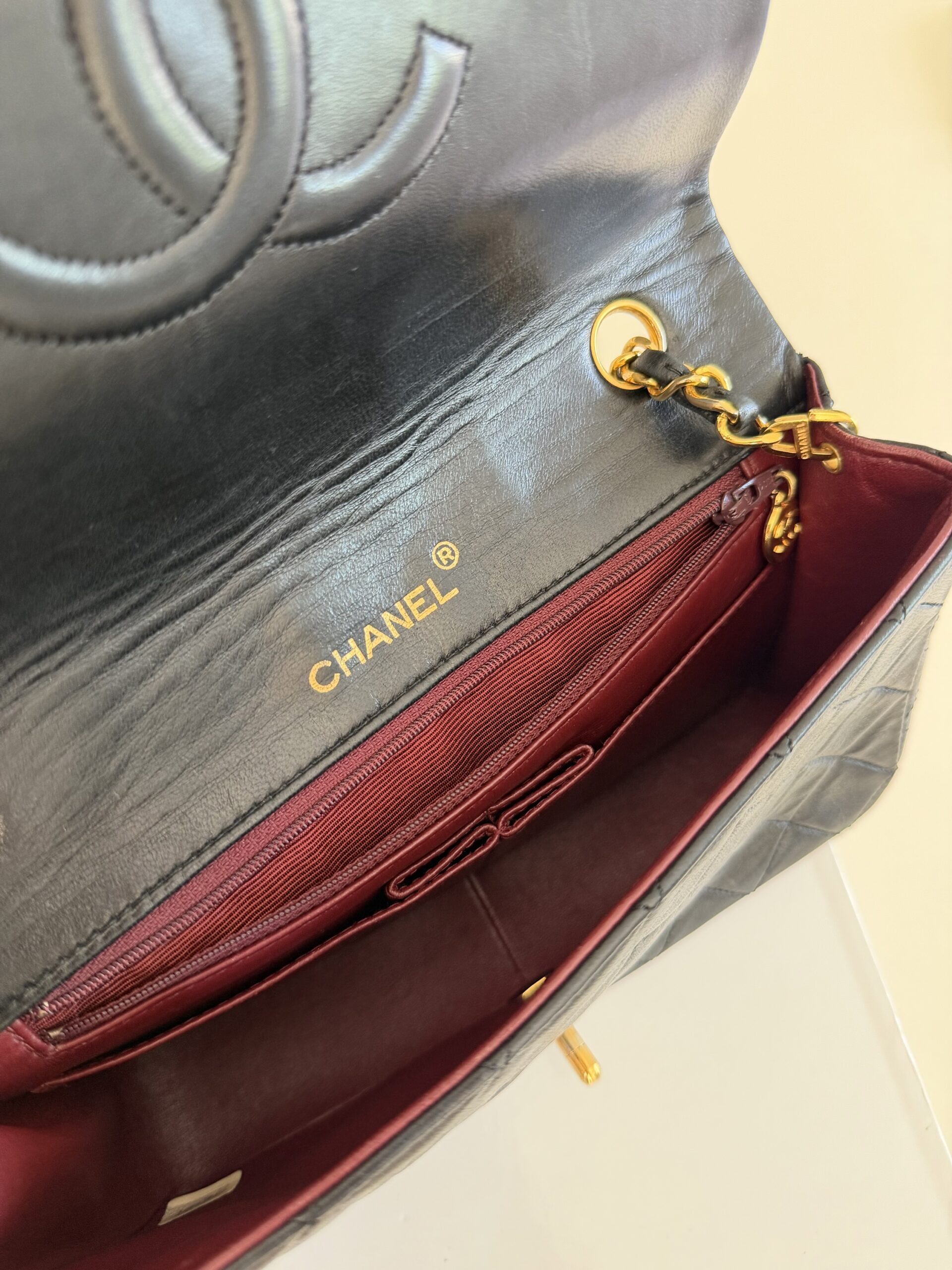 Chanel Full Flap Turnlock Bag 2011 - obrazek 44