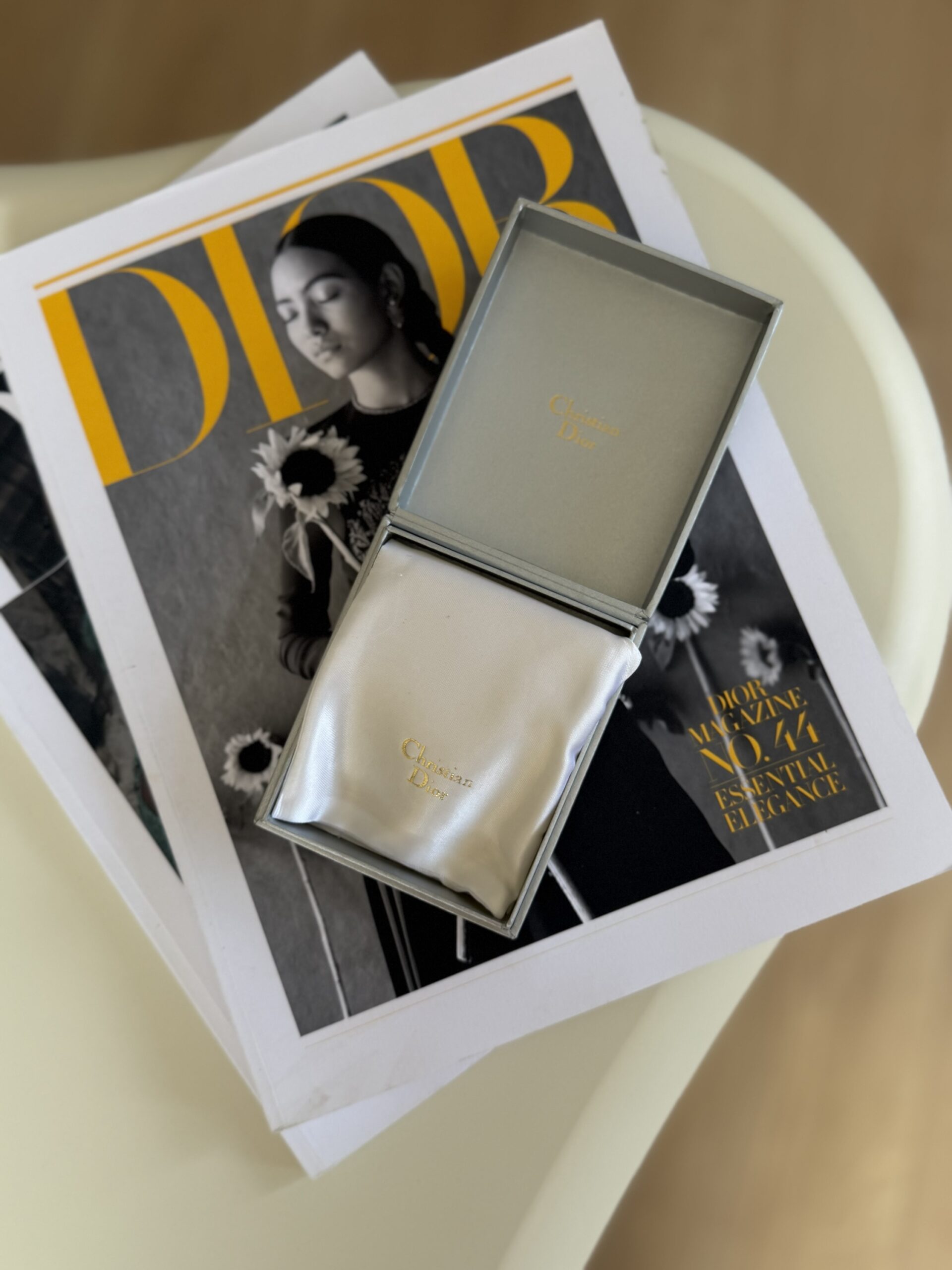 Klipsy Christian Dior Organza z oryginalnym pudełkiem i woreczkiem - obrazek 2