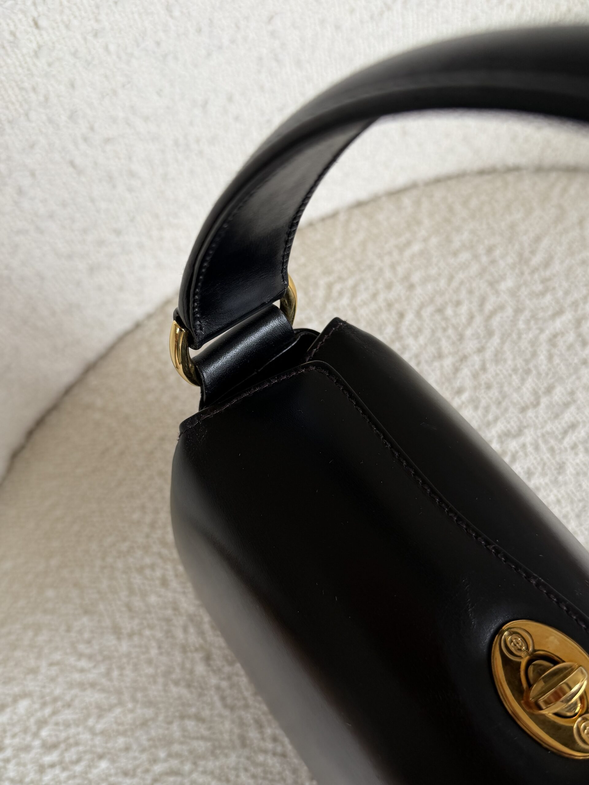 Elegancka torebka Gucci lata 80-te - obrazek 12