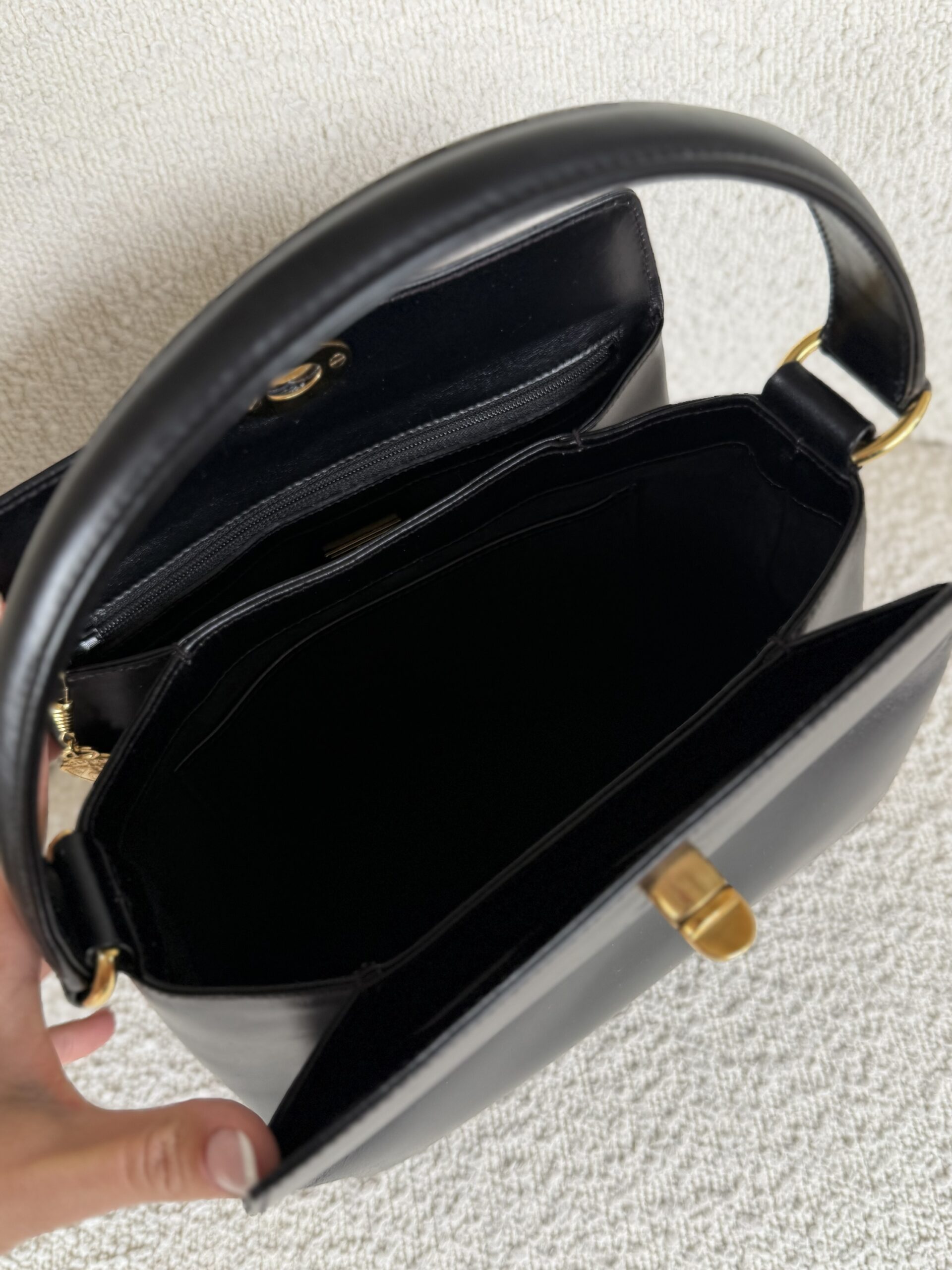 Elegancka torebka Gucci lata 80-te - obrazek 20