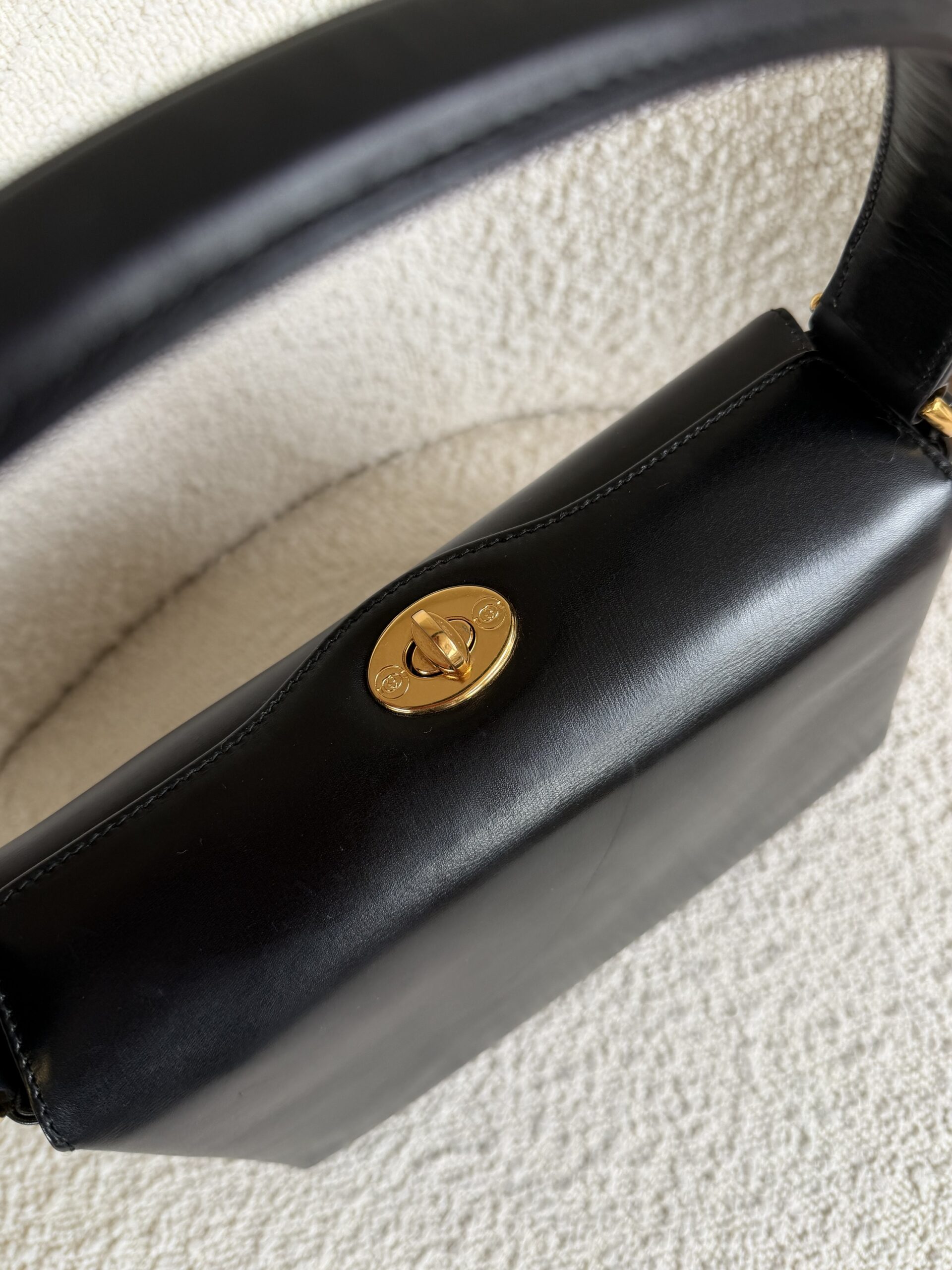 Elegancka torebka Gucci lata 80-te - obrazek 5