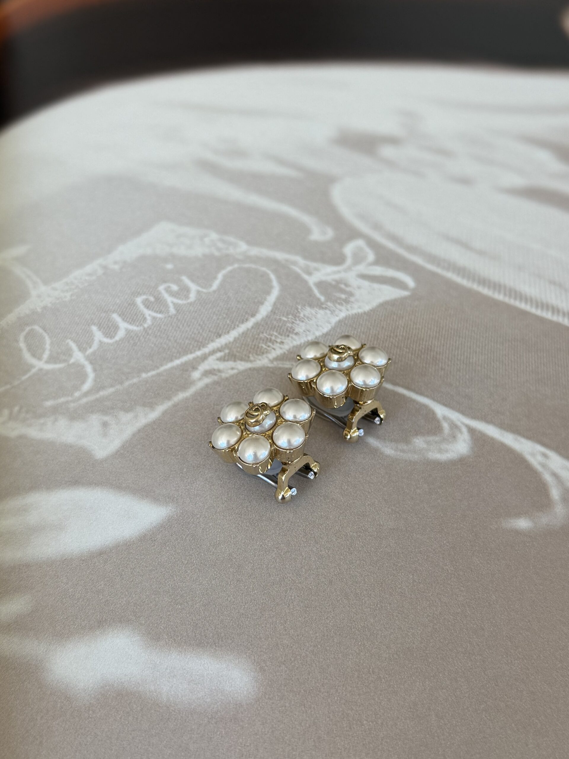 Klipsy Gucci Flower Pearl - full set - obrazek 9
