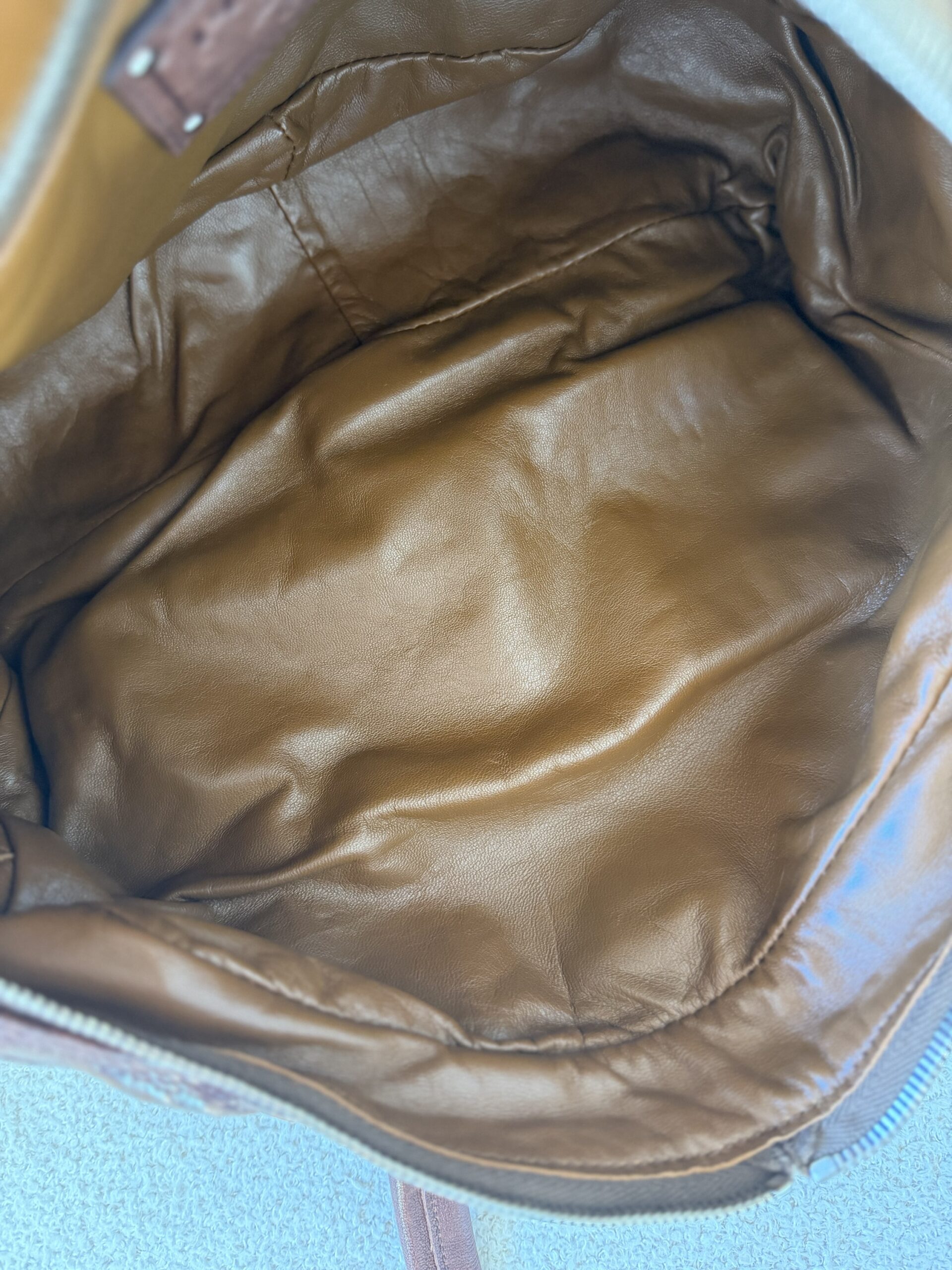 Prada Washed Bag 2011 - obrazek 32