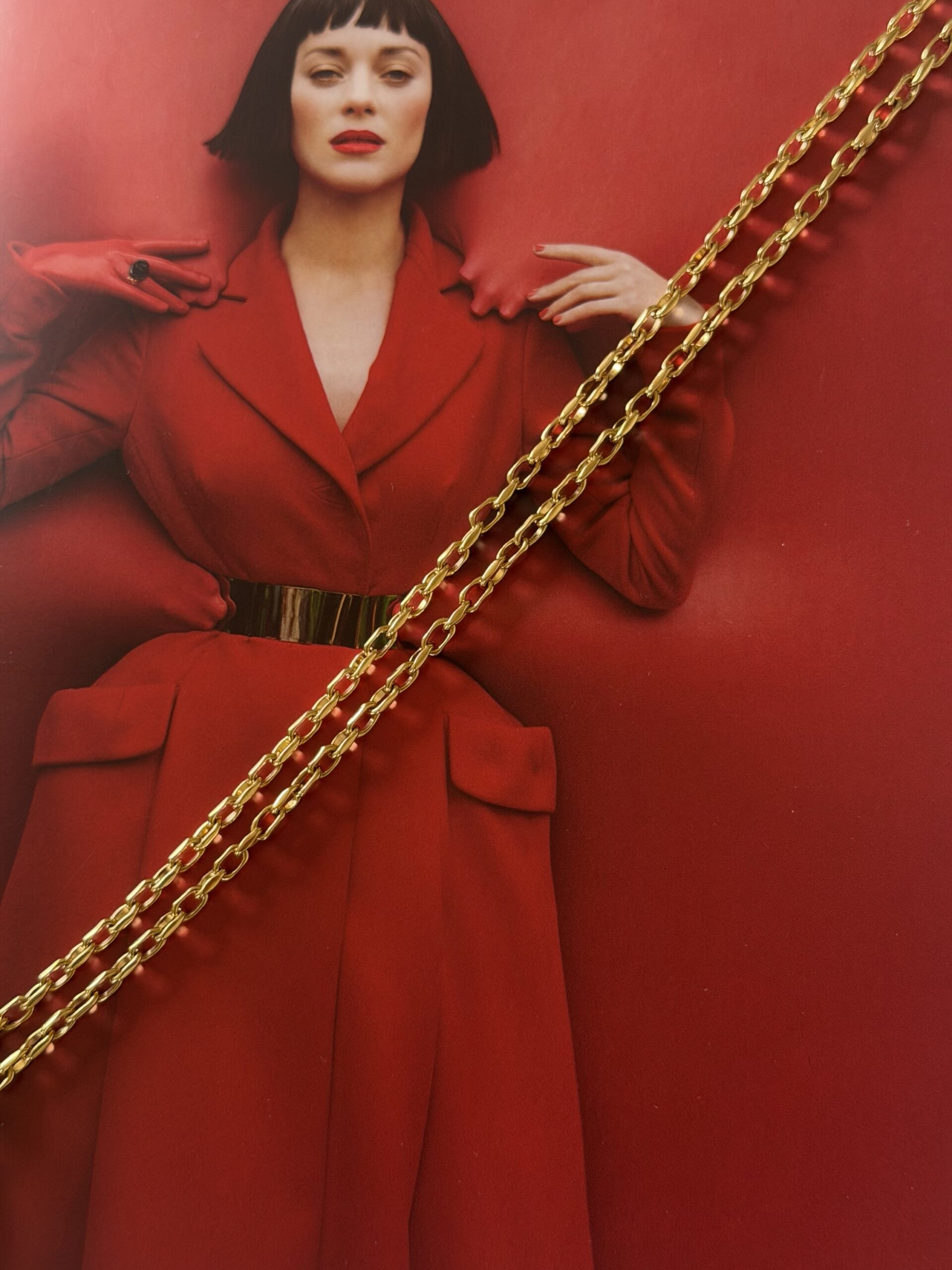 Spektakularny naszyjnik z logo YSL Yves Saint Laurent - obrazek 3