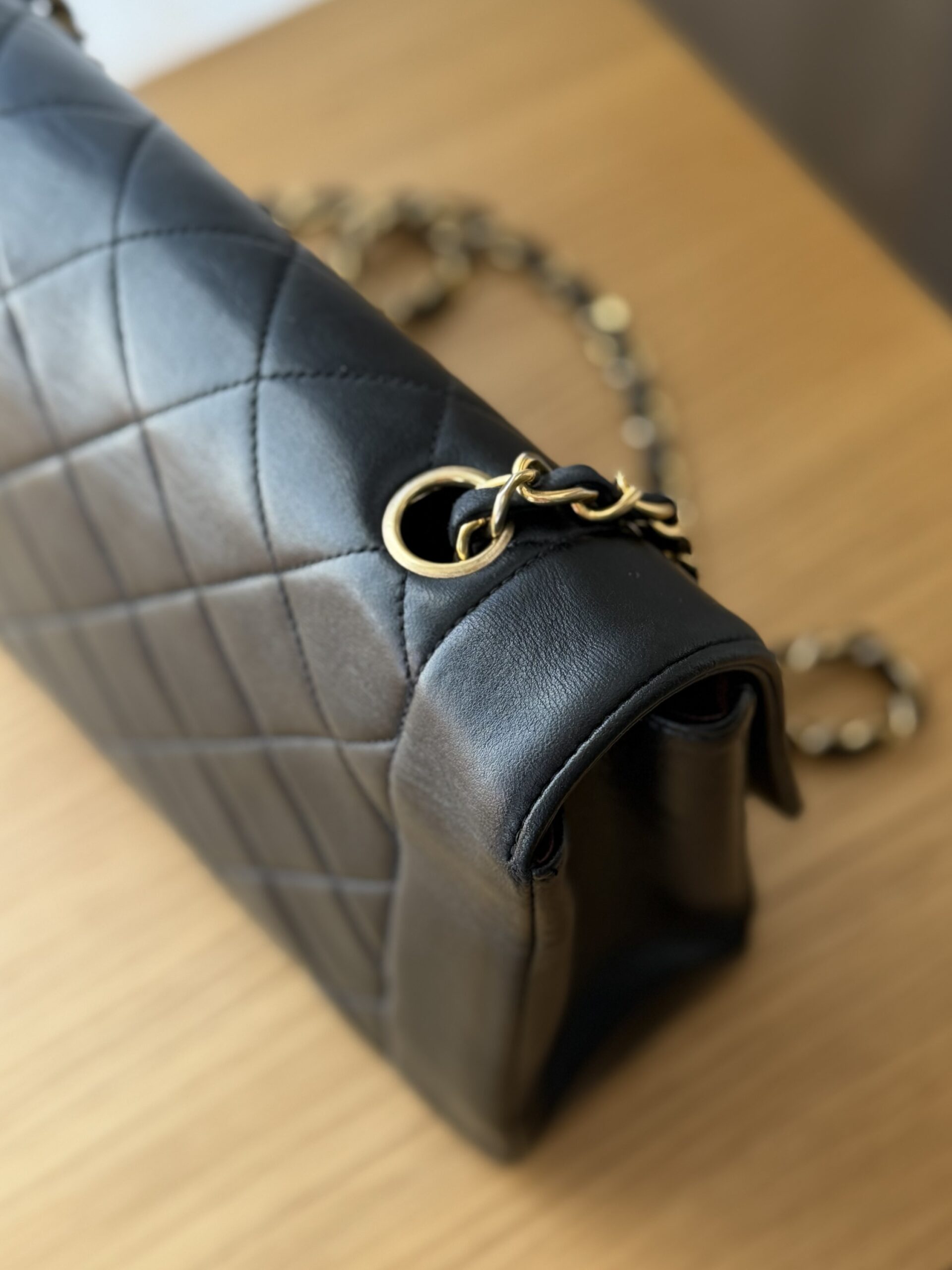 Chanel Medium Flap Diana - obrazek 13