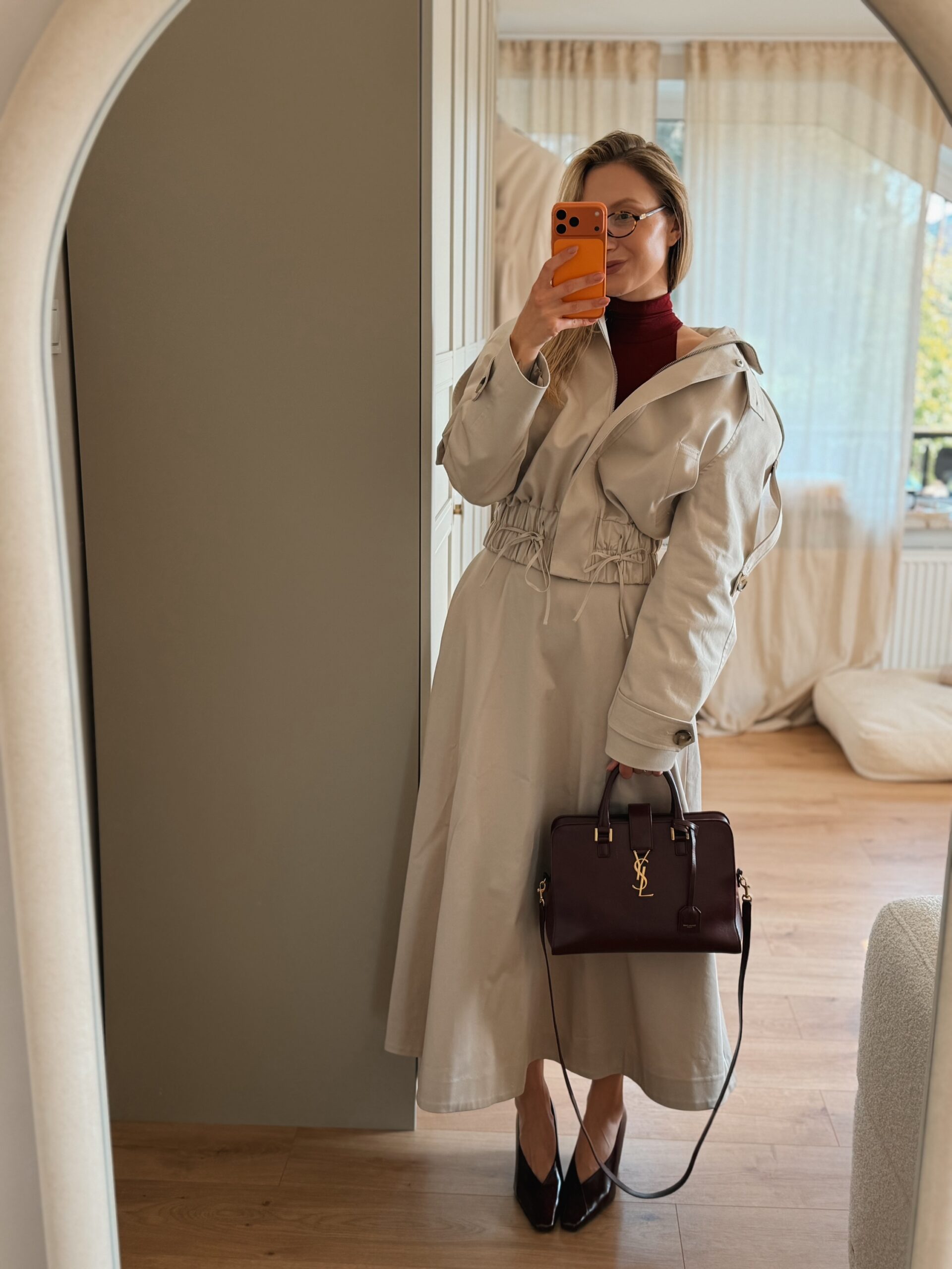 YSL Yves Saint Laurent Cabas Bag Burgundy - obrazek 4