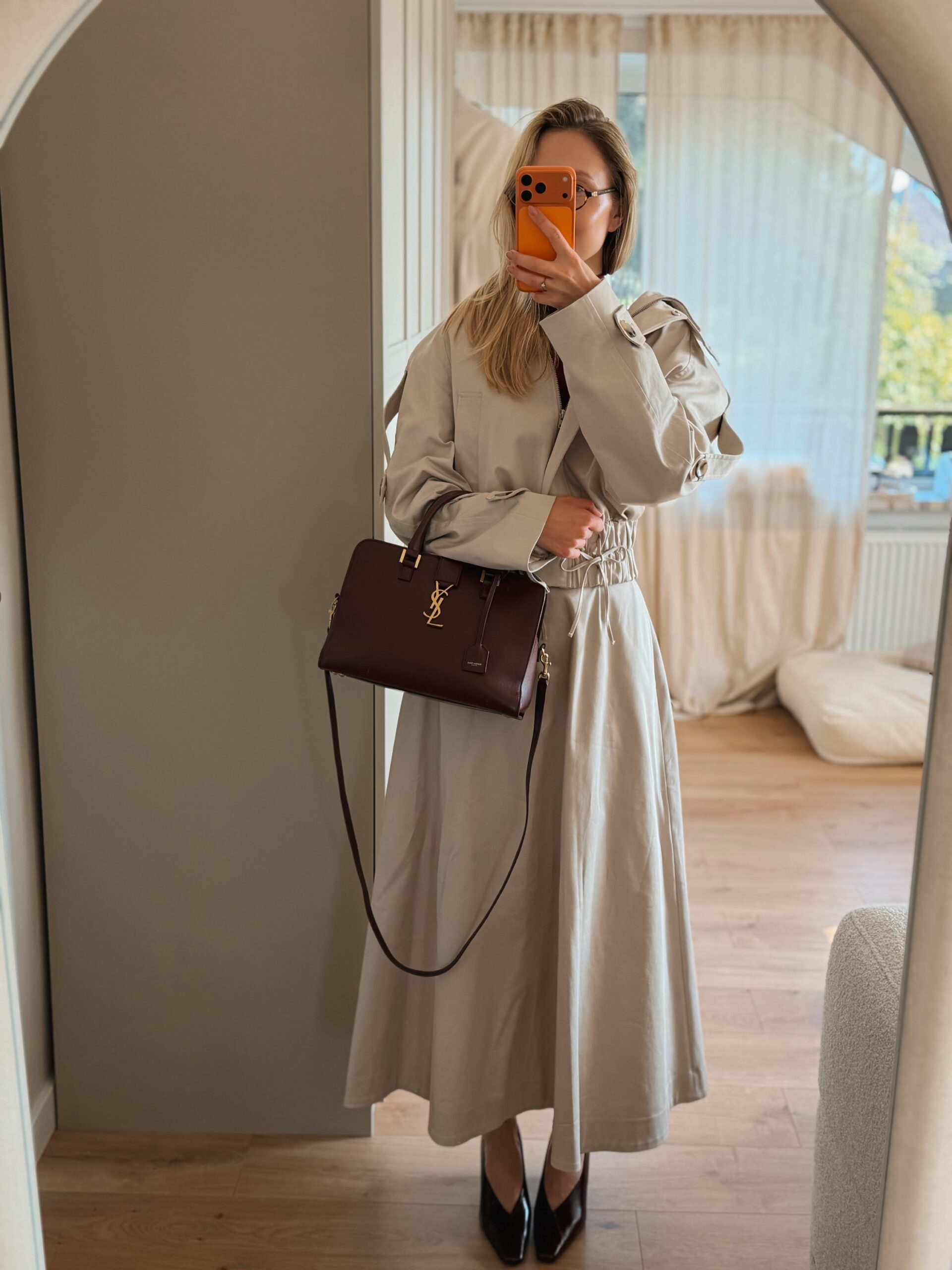 YSL Yves Saint Laurent Cabas Bag Burgundy - obrazek 3