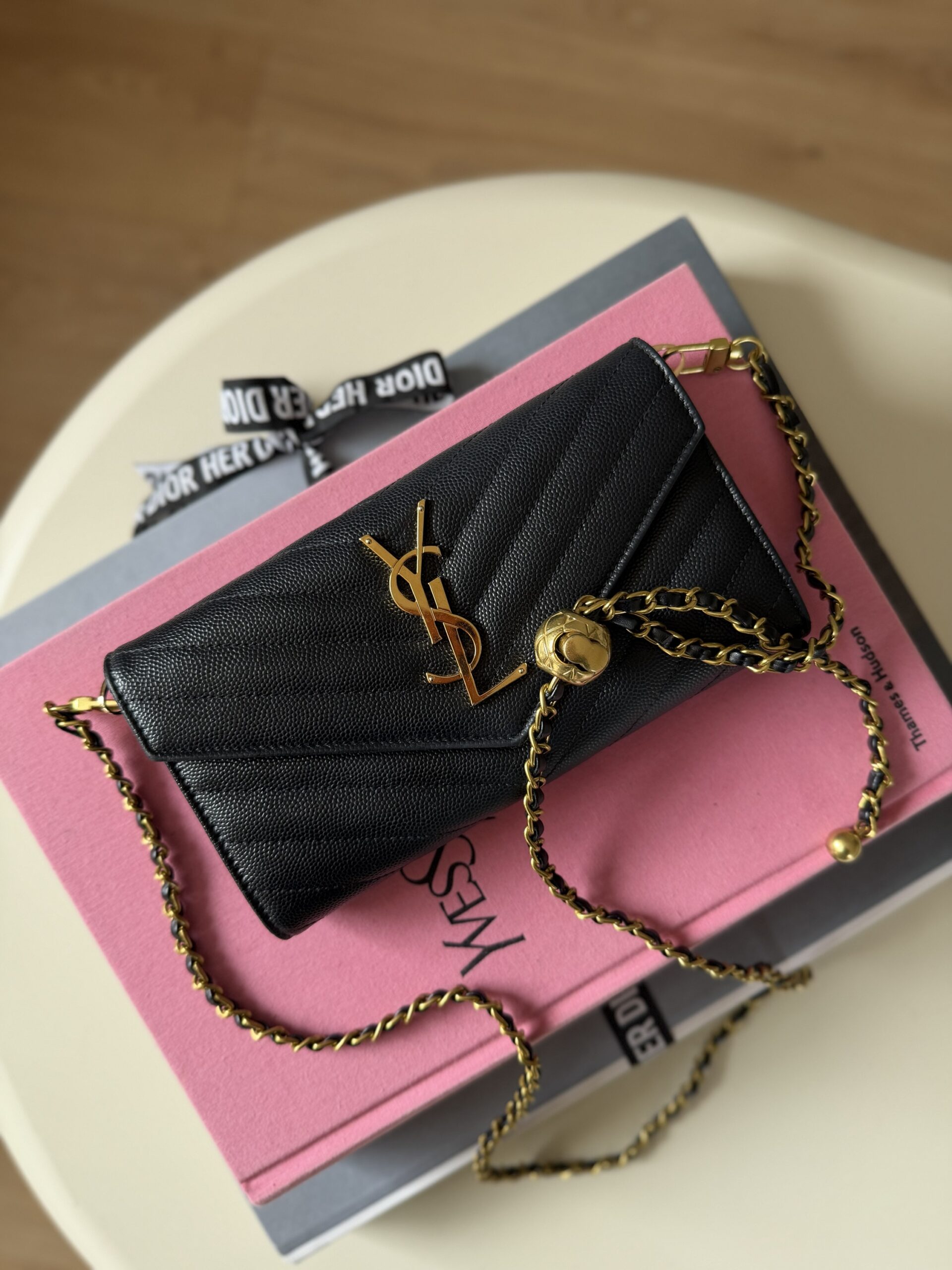 YSL Yves Saint Laurent WOC Wallet On Chain - obrazek 5
