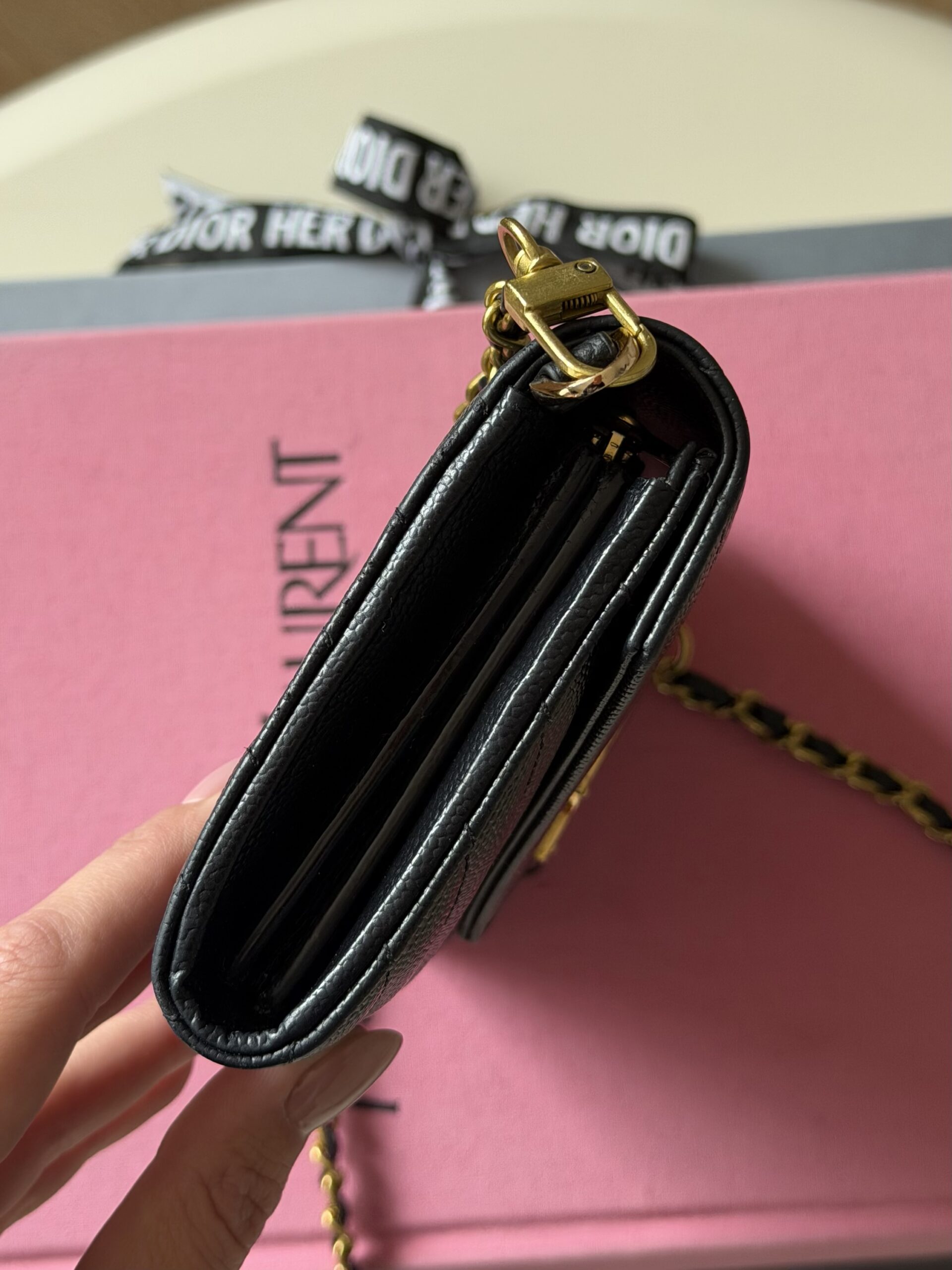 YSL Yves Saint Laurent WOC Wallet On Chain - obrazek 9