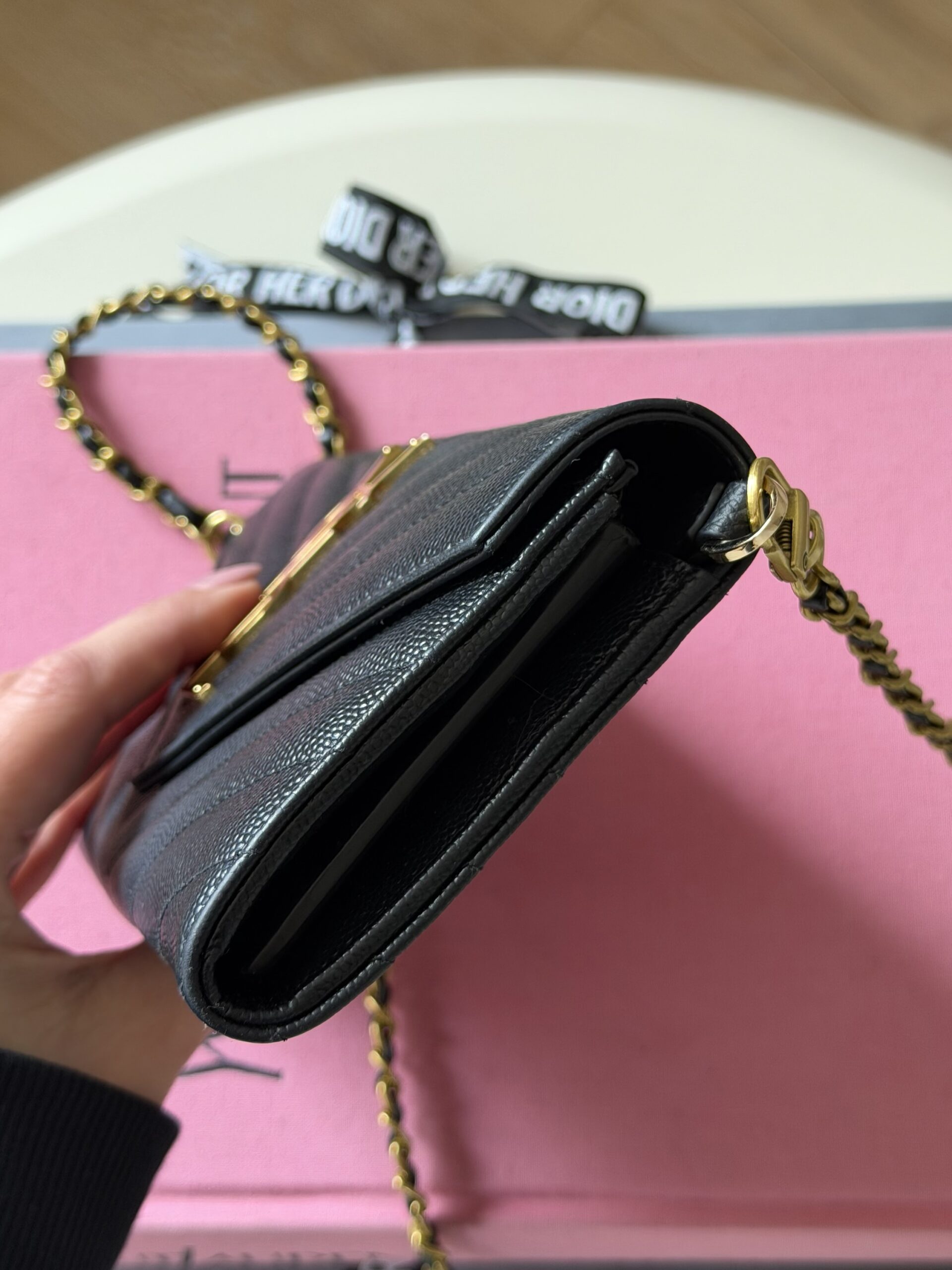 YSL Yves Saint Laurent WOC Wallet On Chain - obrazek 10