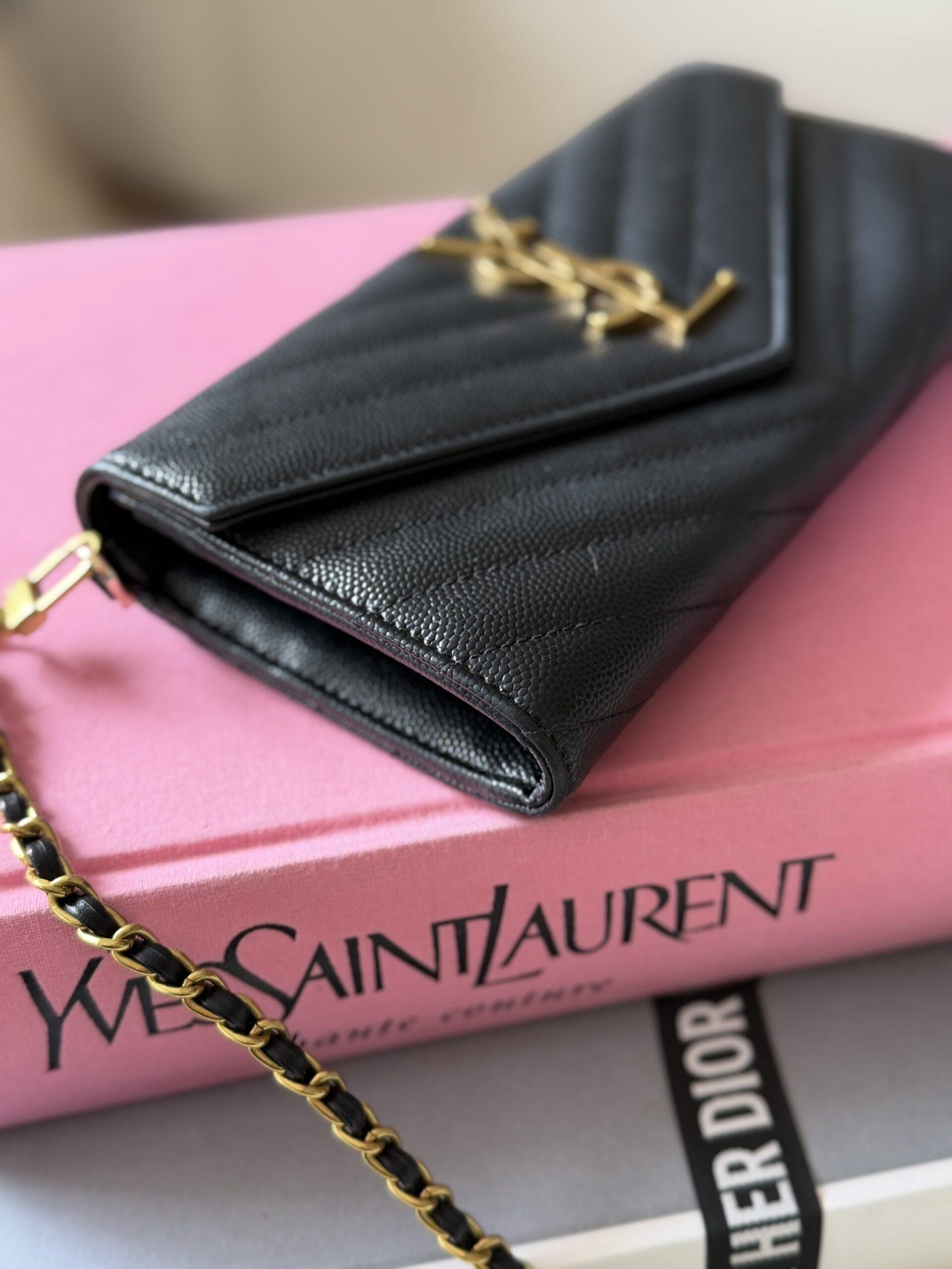 YSL Yves Saint Laurent WOC Wallet On Chain - obrazek 11