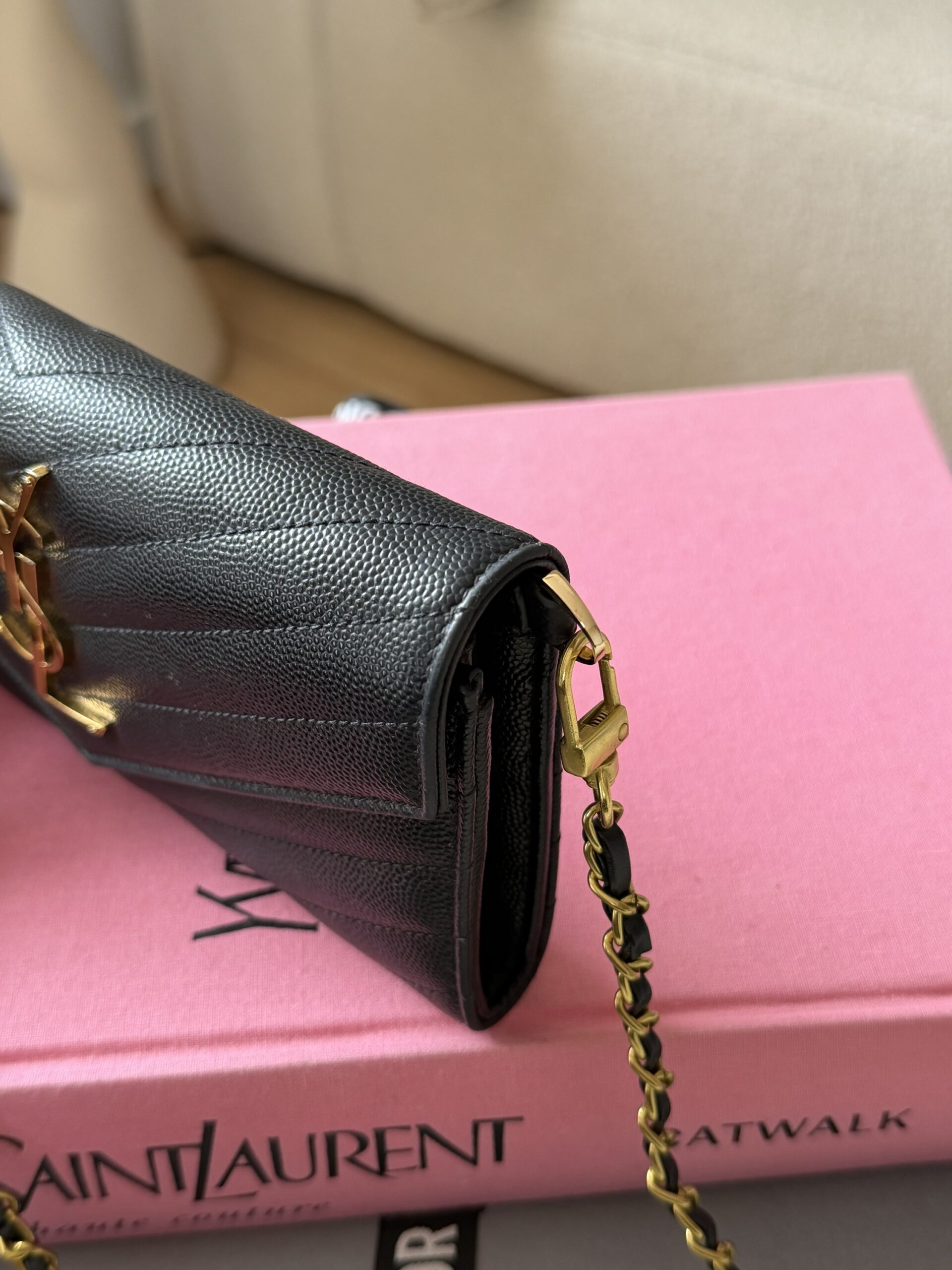 YSL Yves Saint Laurent WOC Wallet On Chain - obrazek 16