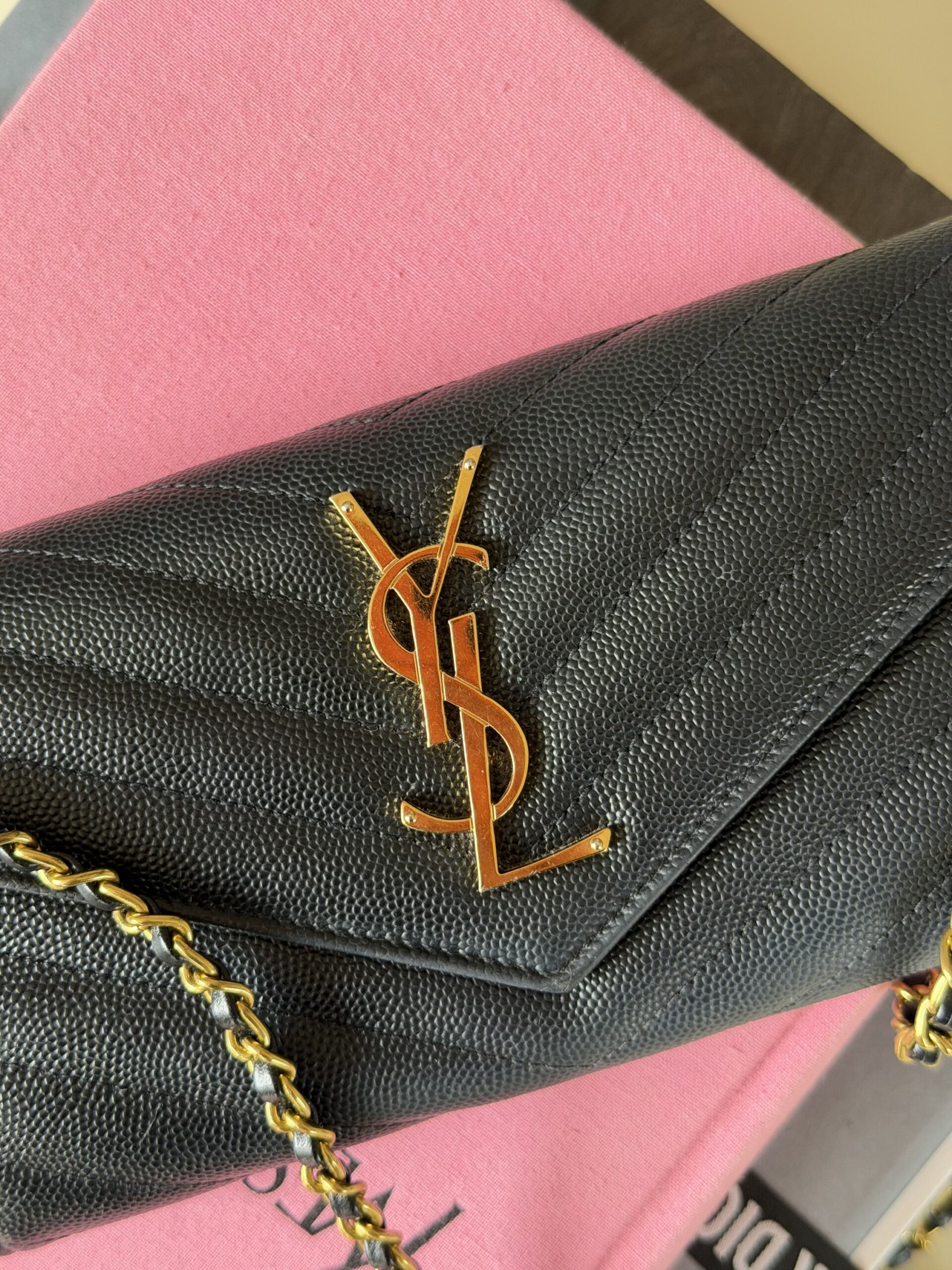 YSL Yves Saint Laurent WOC Wallet On Chain - obrazek 17