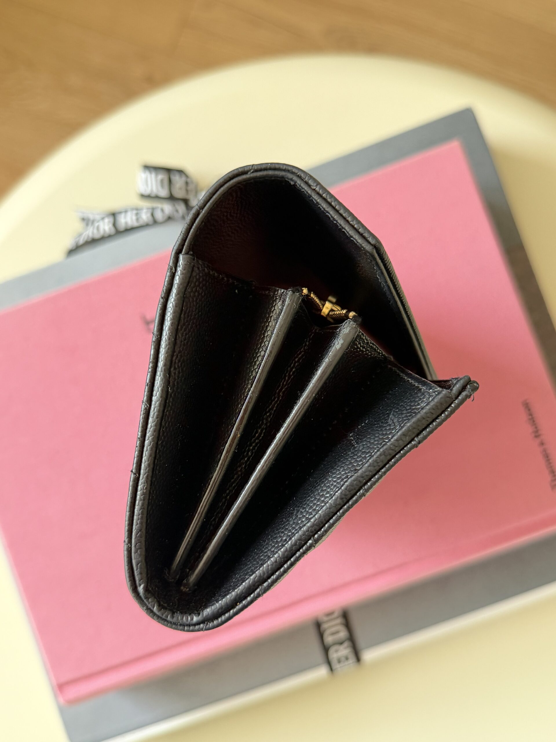 YSL Yves Saint Laurent WOC Wallet On Chain - obrazek 23