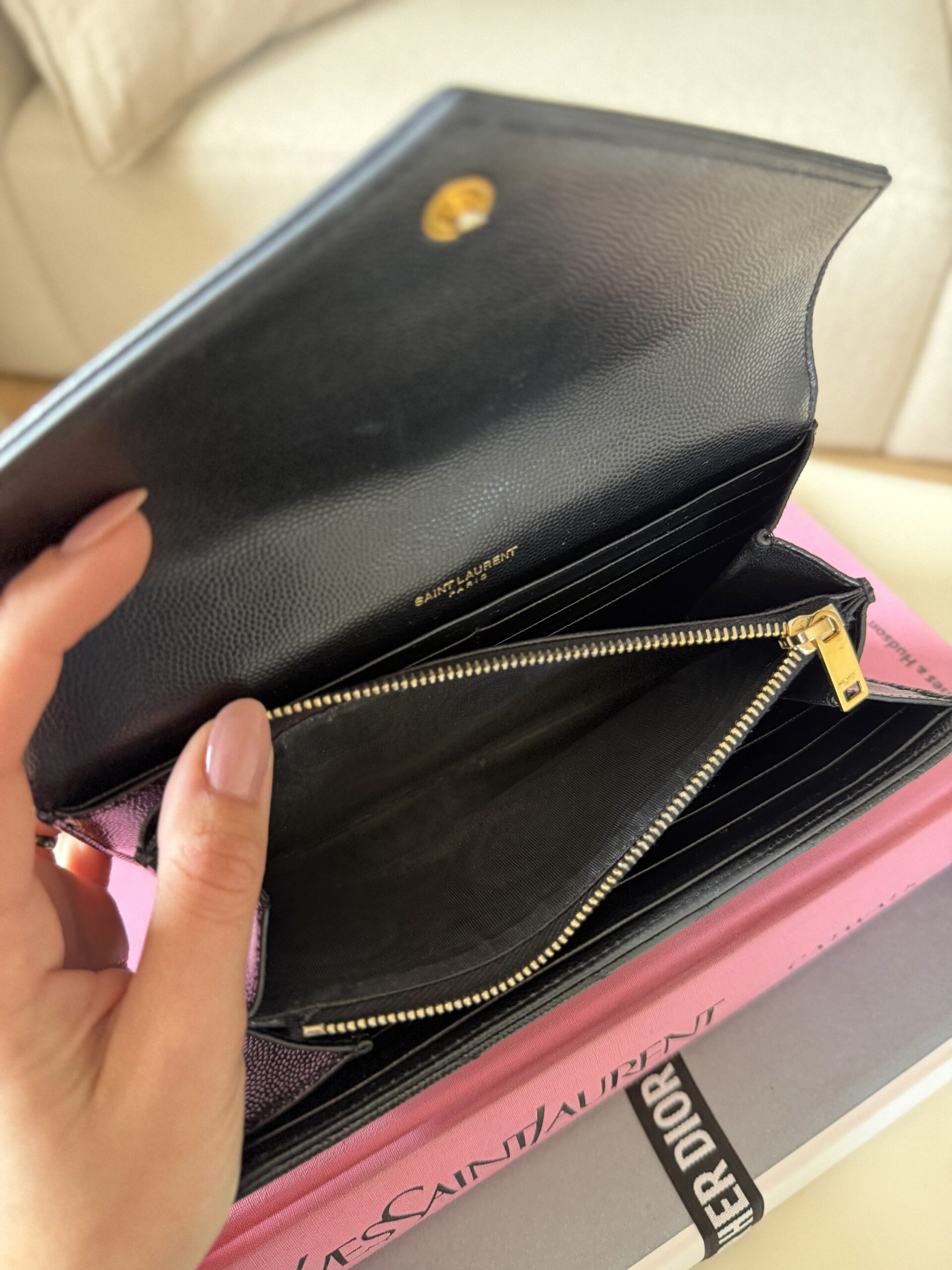 YSL Yves Saint Laurent WOC Wallet On Chain - obrazek 28